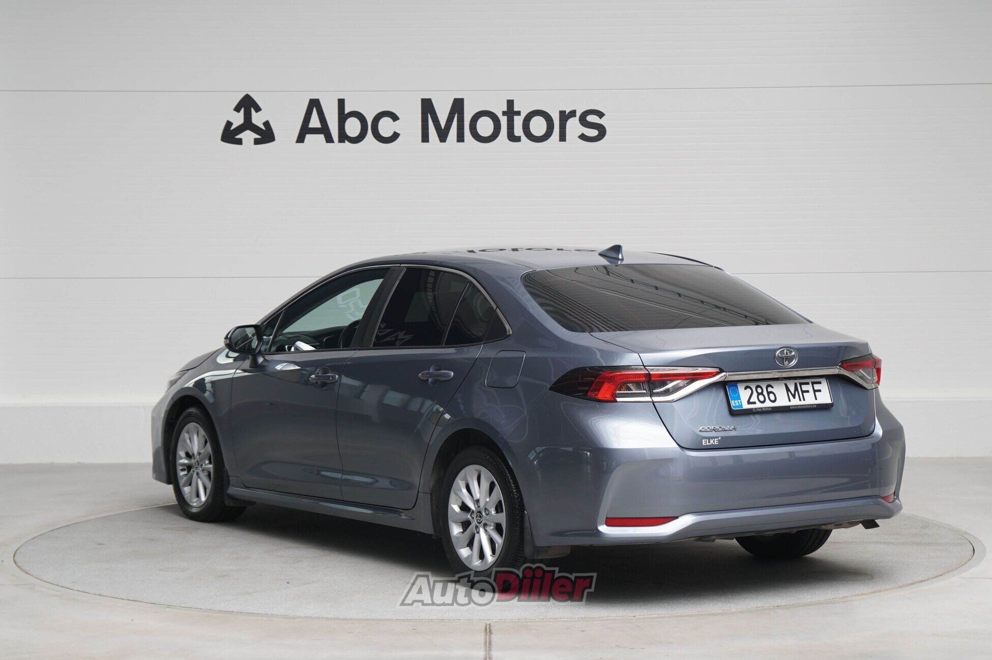 Toyota Corolla 2023, photo 6/10
