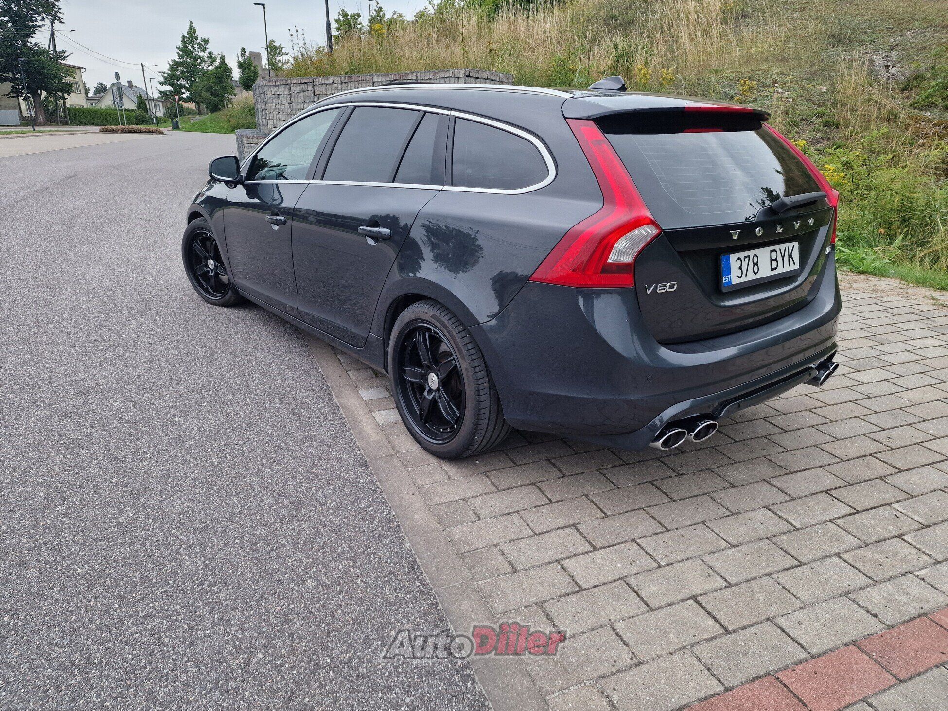 Volvo V60 Heico sportiv 2.4 169kW 2012, kuva 5/10