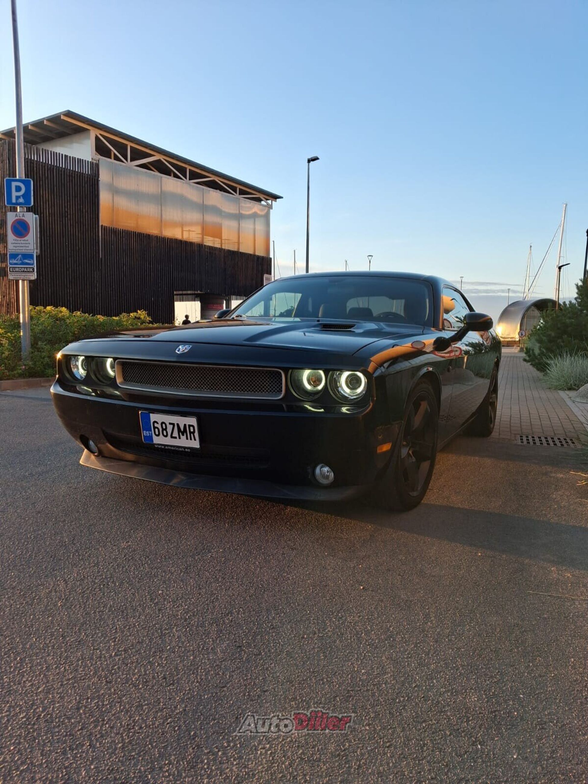 Dodge Challenger