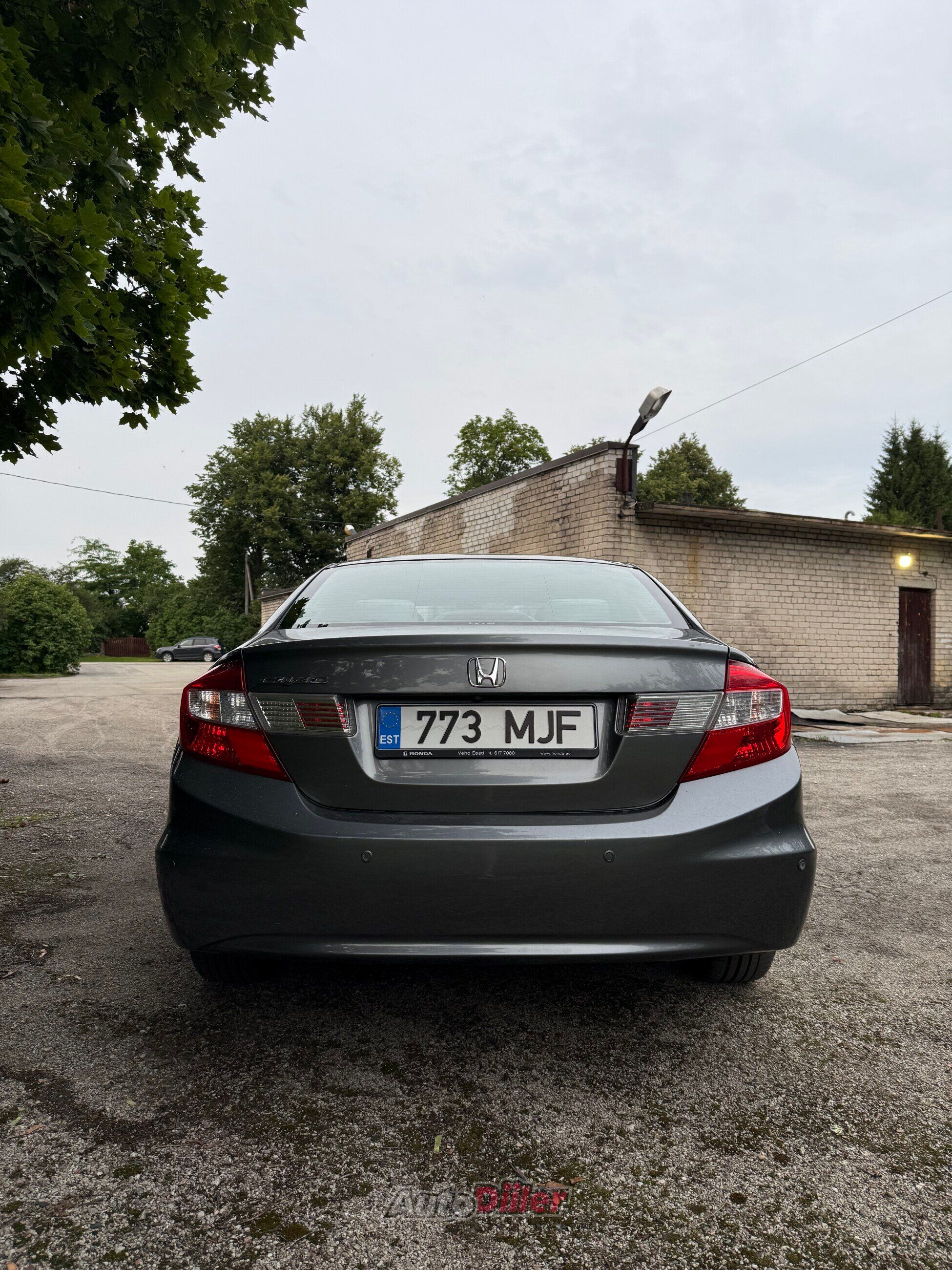 Honda Civic 1.8 104kW 2013, photo 4/10