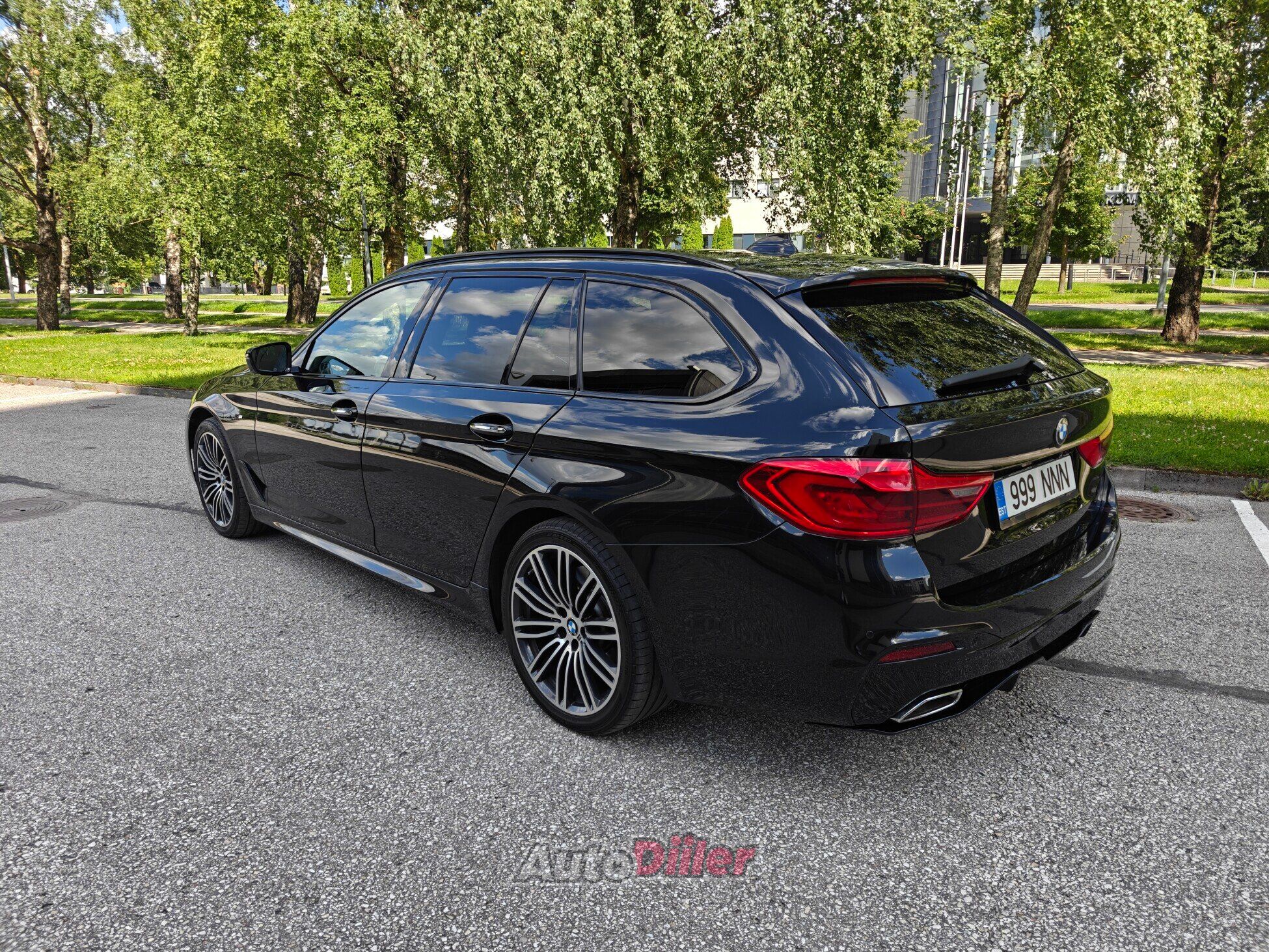 BMW 530 M-pakett 3.0 195kW 2017, photo 4/10