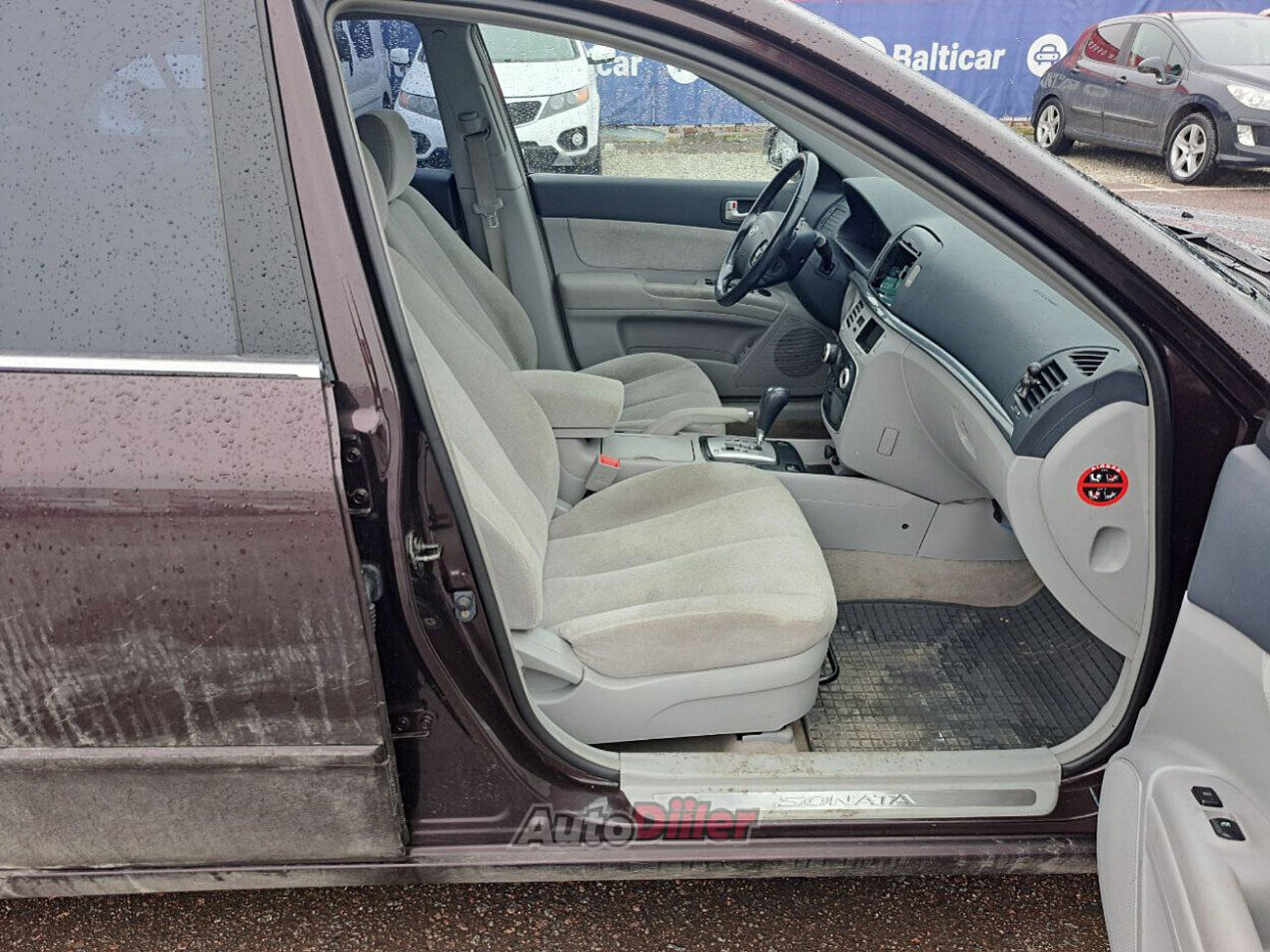 Hyundai Sonata 2.4 119kW 2005, kuva 6/7