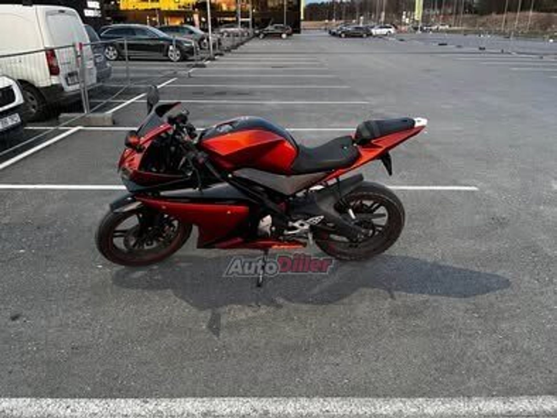 Yamaha YZF R125 0.1 11kW 2015, photo 2/7