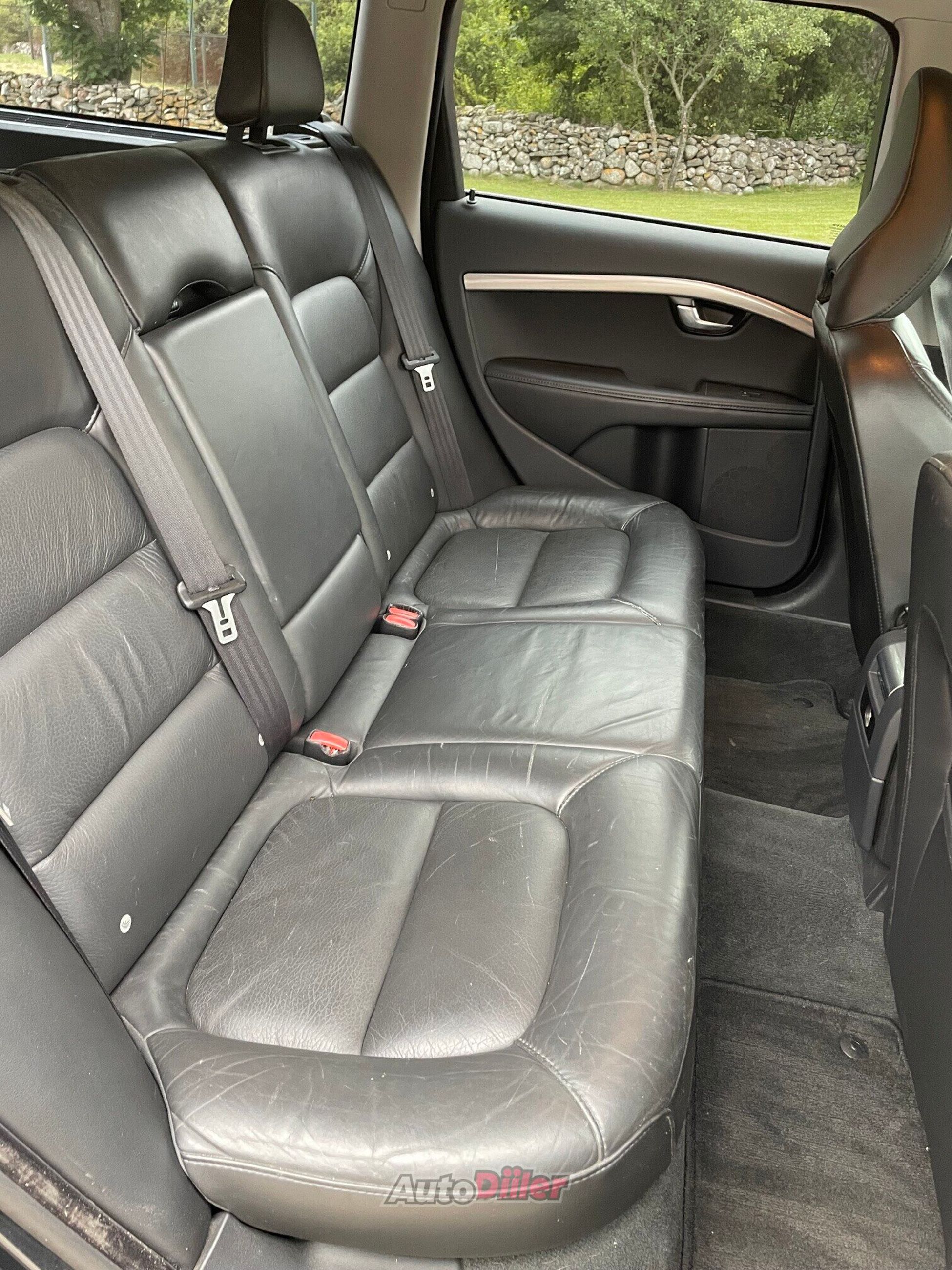 Volvo V70 2.0 120kW 2012, photo 5/8