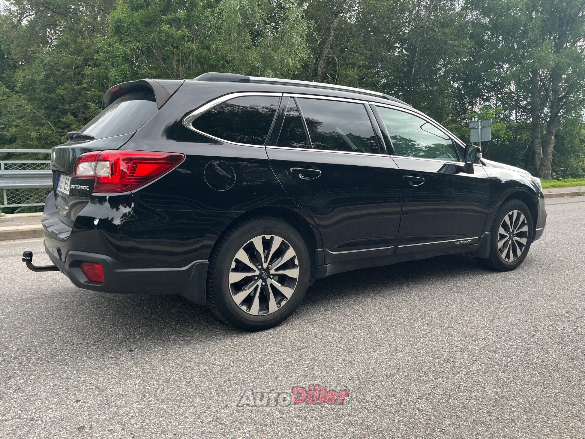 Subaru Outback summit 2.5 129kW 2017, kuva 5/10
