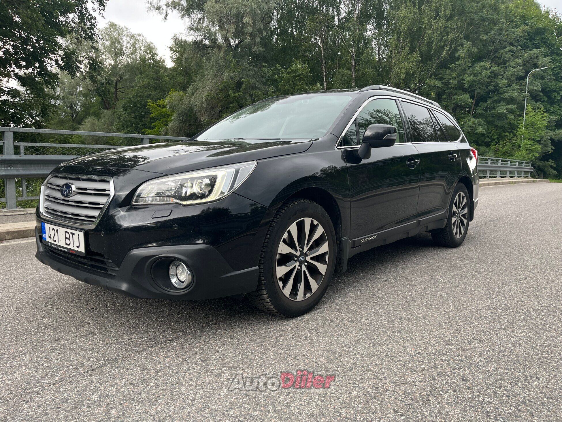 Subaru Outback summit 2.5 129kW 2017, kuva 3/10