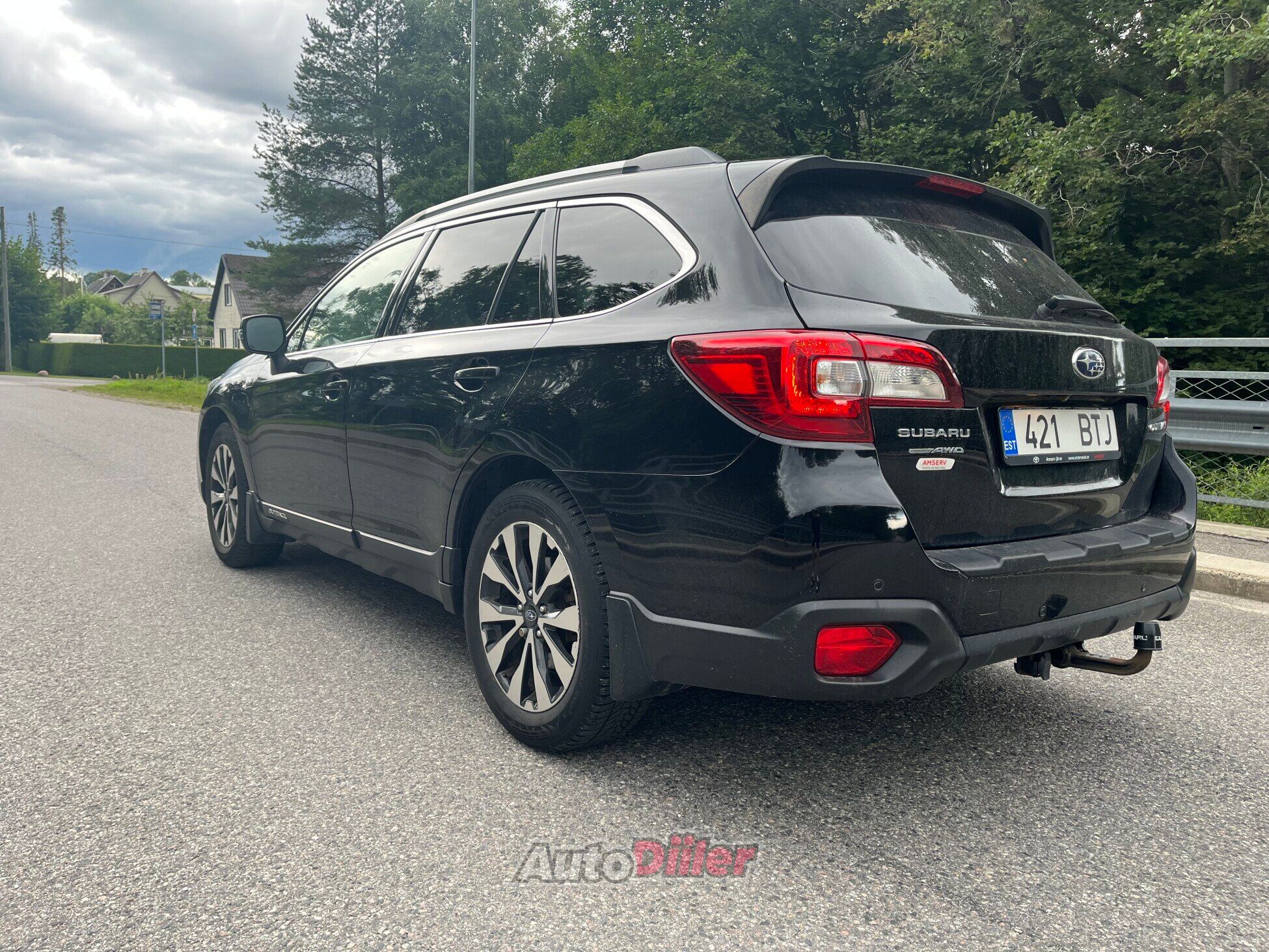 Subaru Outback summit 2.5 129kW 2017, kuva 4/10