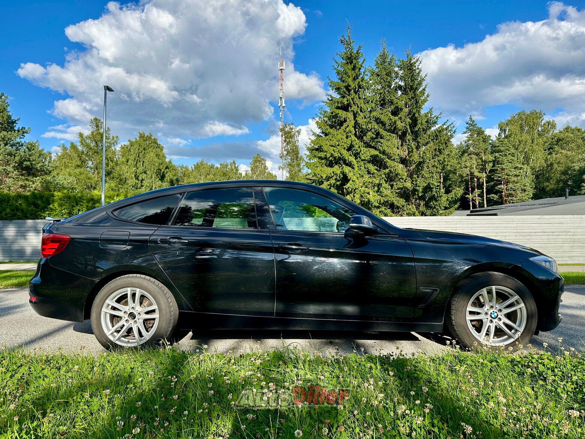 BMW 318 GT 2.0 105kW 2015, kuva 7/10