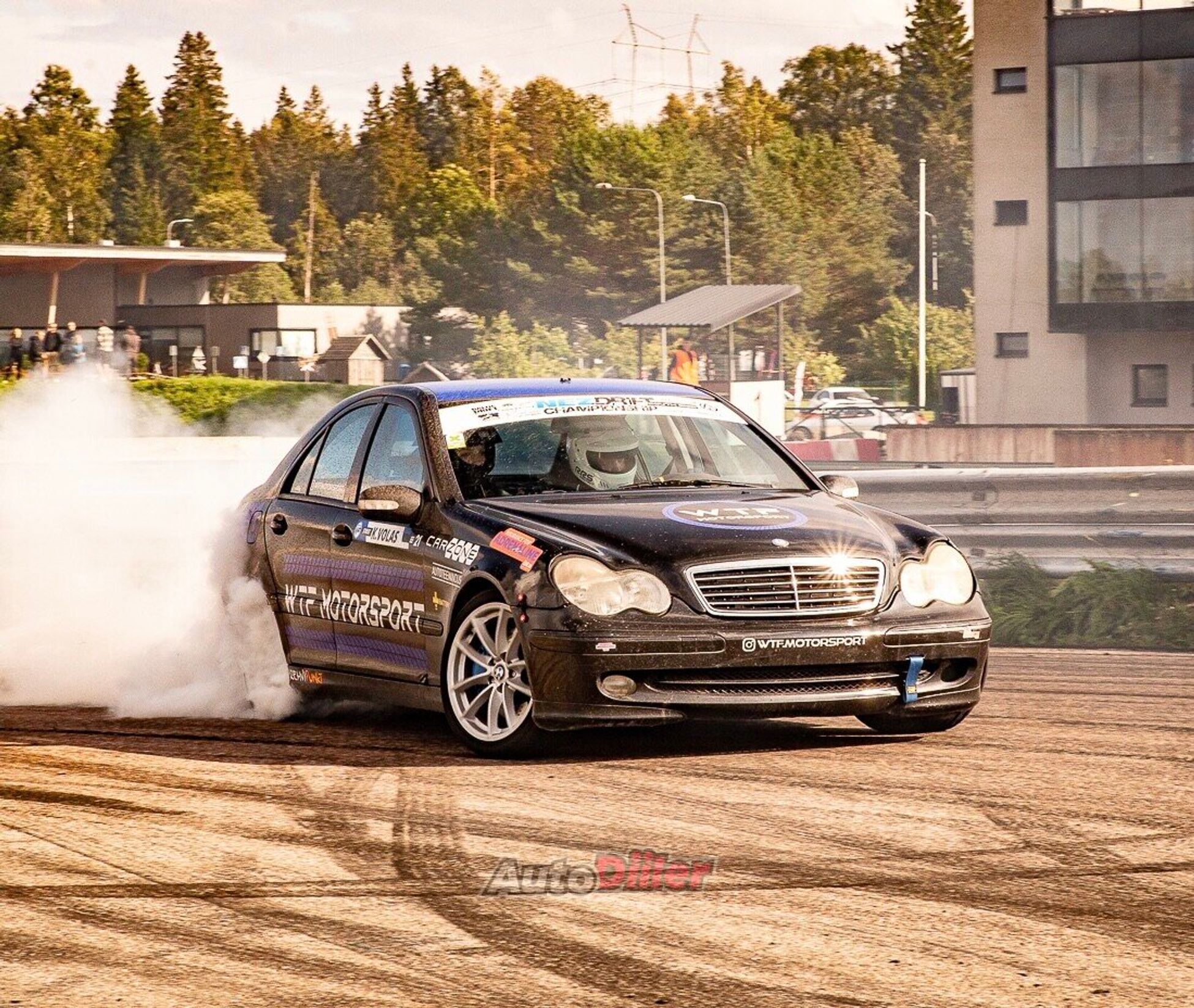 Mercedes-Benz C 240