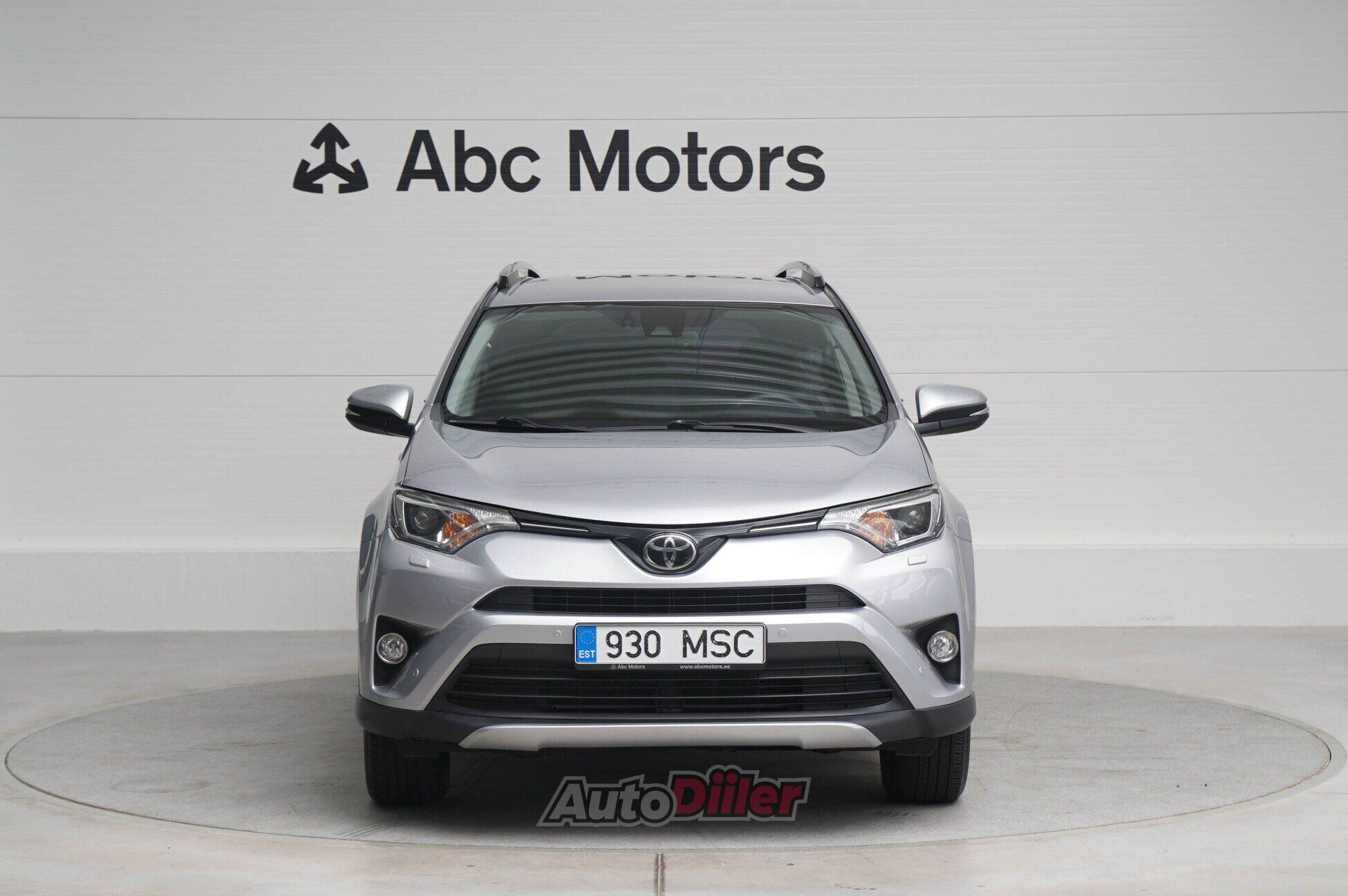 Toyota RAV4 2018, photo 2/10