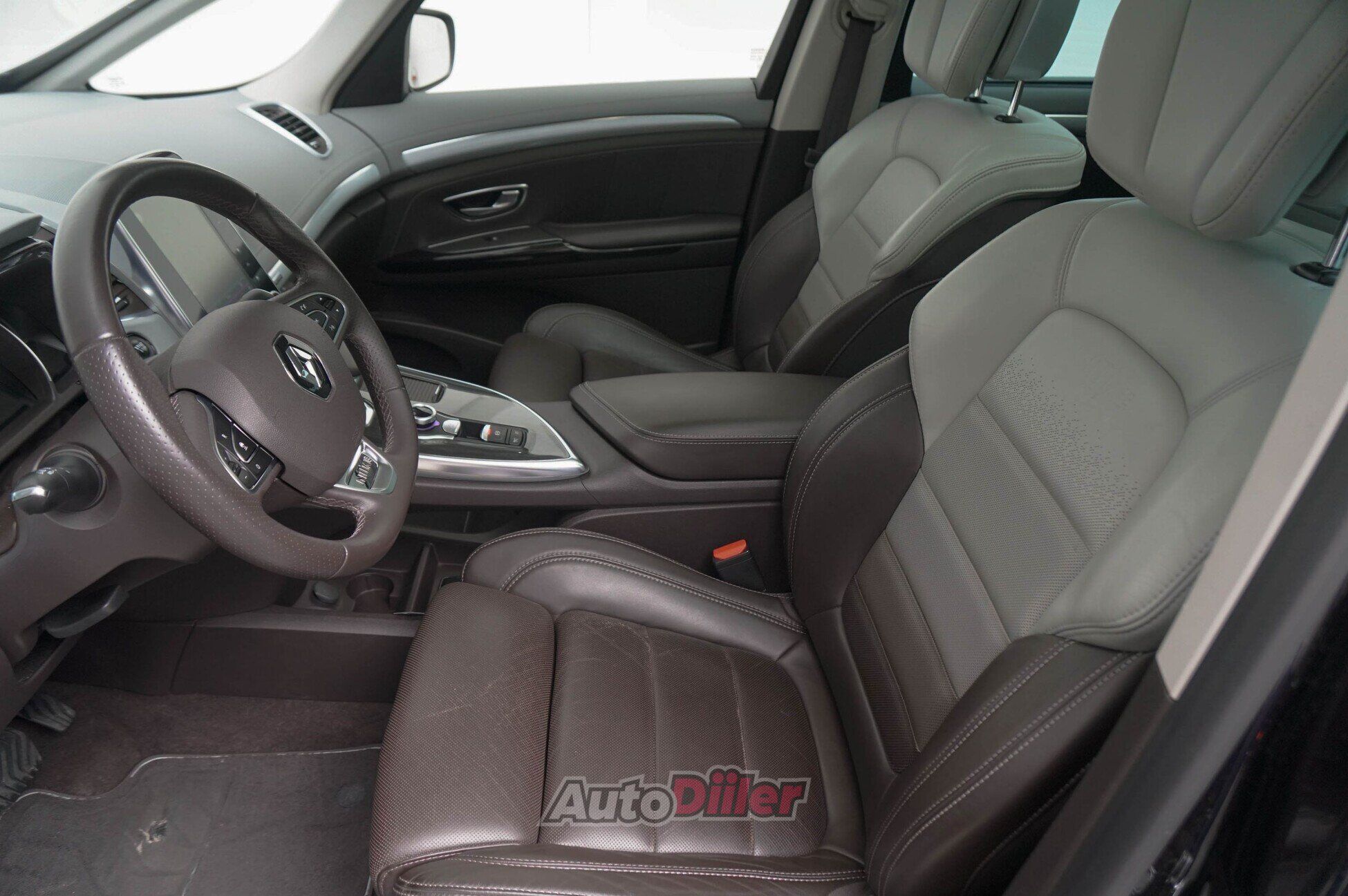 Renault Espace 2016, photo 7/10