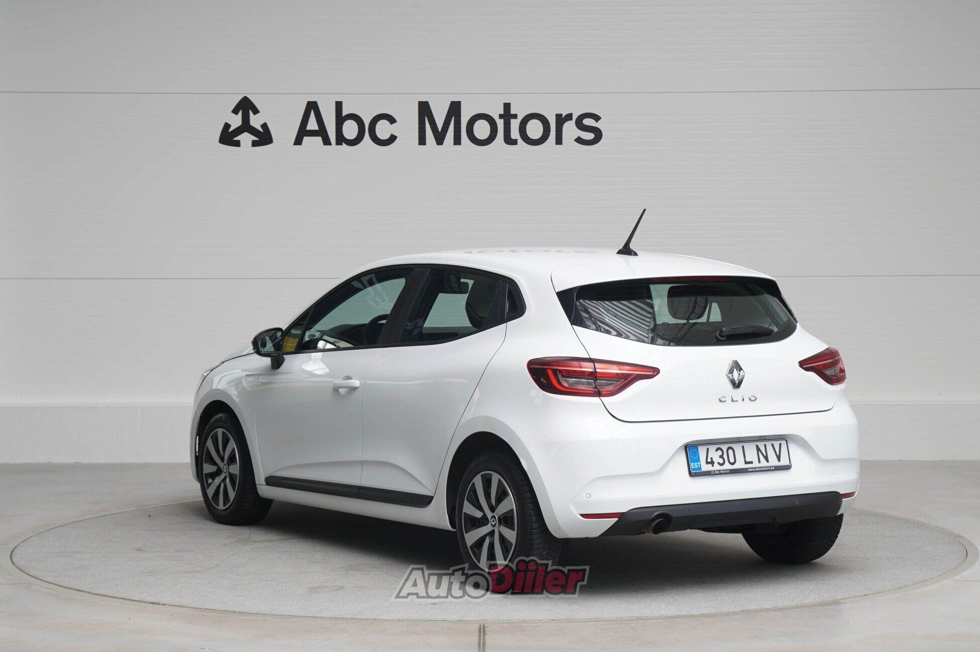 Renault Clio 2023, photo 6/10