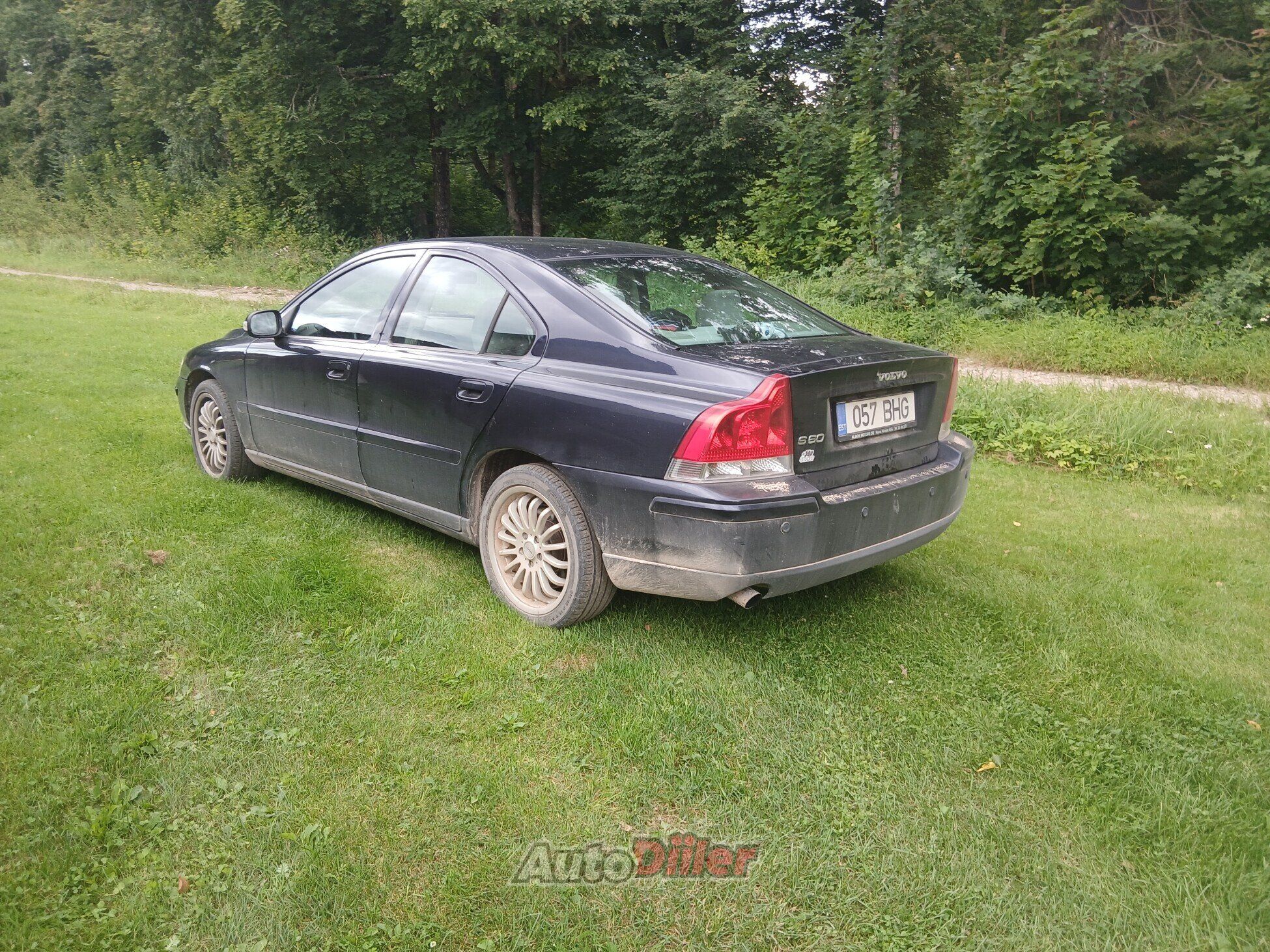 Volvo S60 2.4 93kW 2006, kuva 2/9