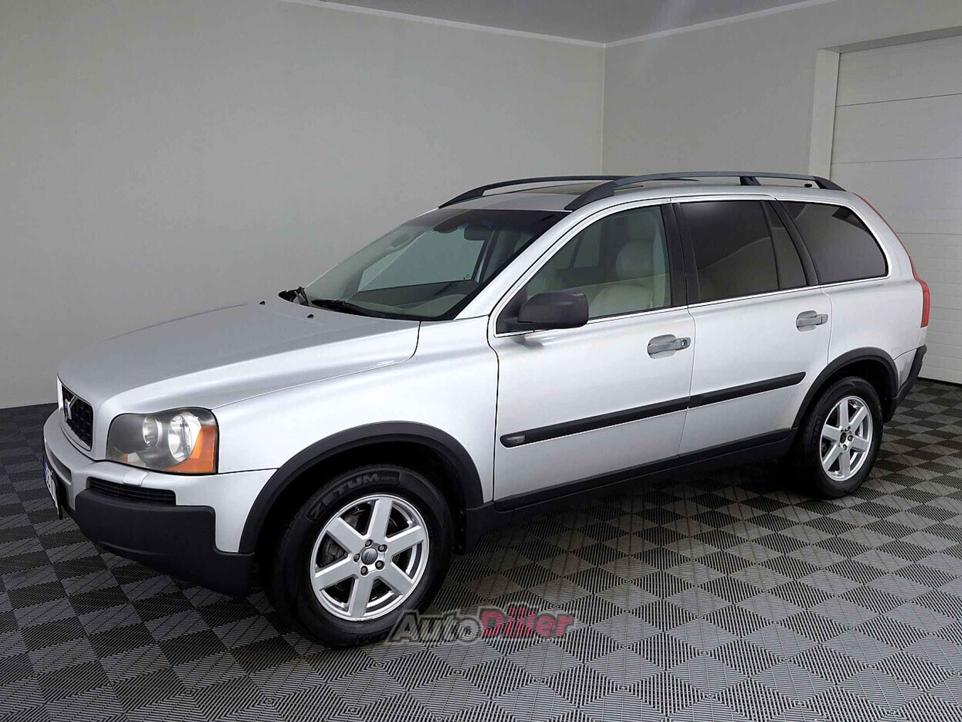 Volvo XC90 2.5 154kW 2004, photo 2/8