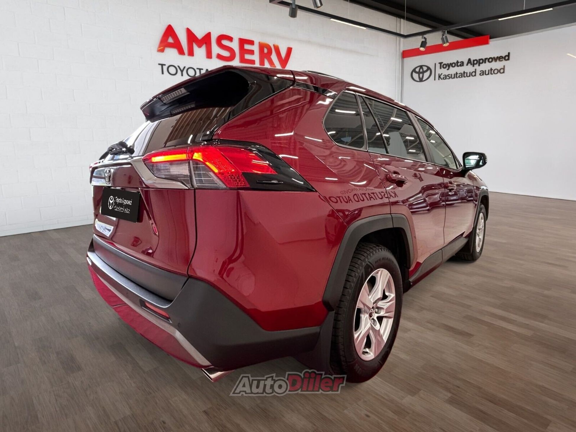 Toyota RAV4 2019, kuva 2/10
