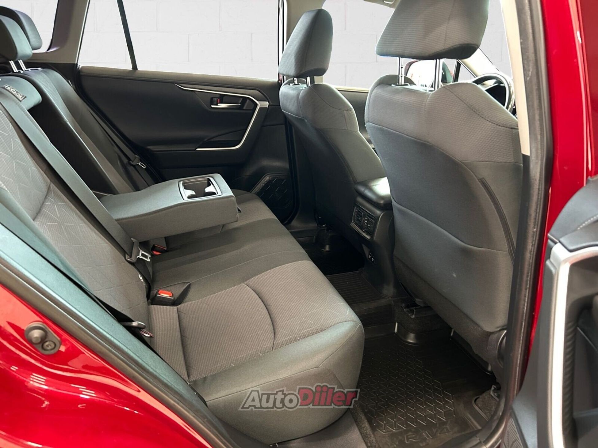 Toyota RAV4 2019, kuva 7/10
