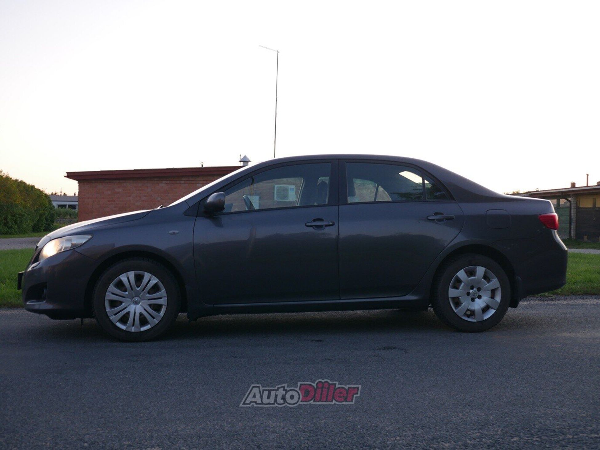 Toyota Corolla 280 000 km 1.4 66kW 2009, photo 5/10