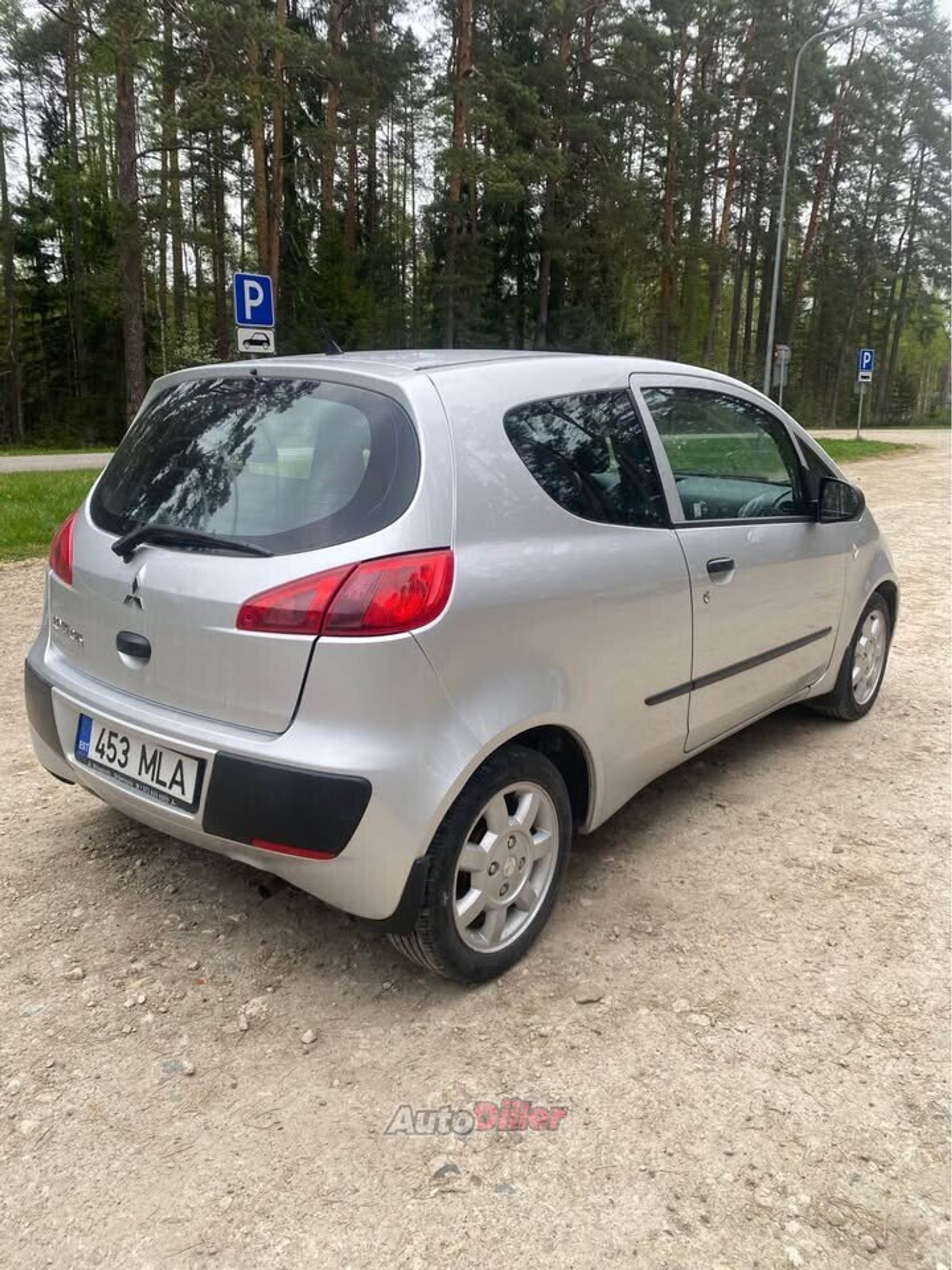Mitsubishi Colt 1.1 55kW 2008, photo 4/10
