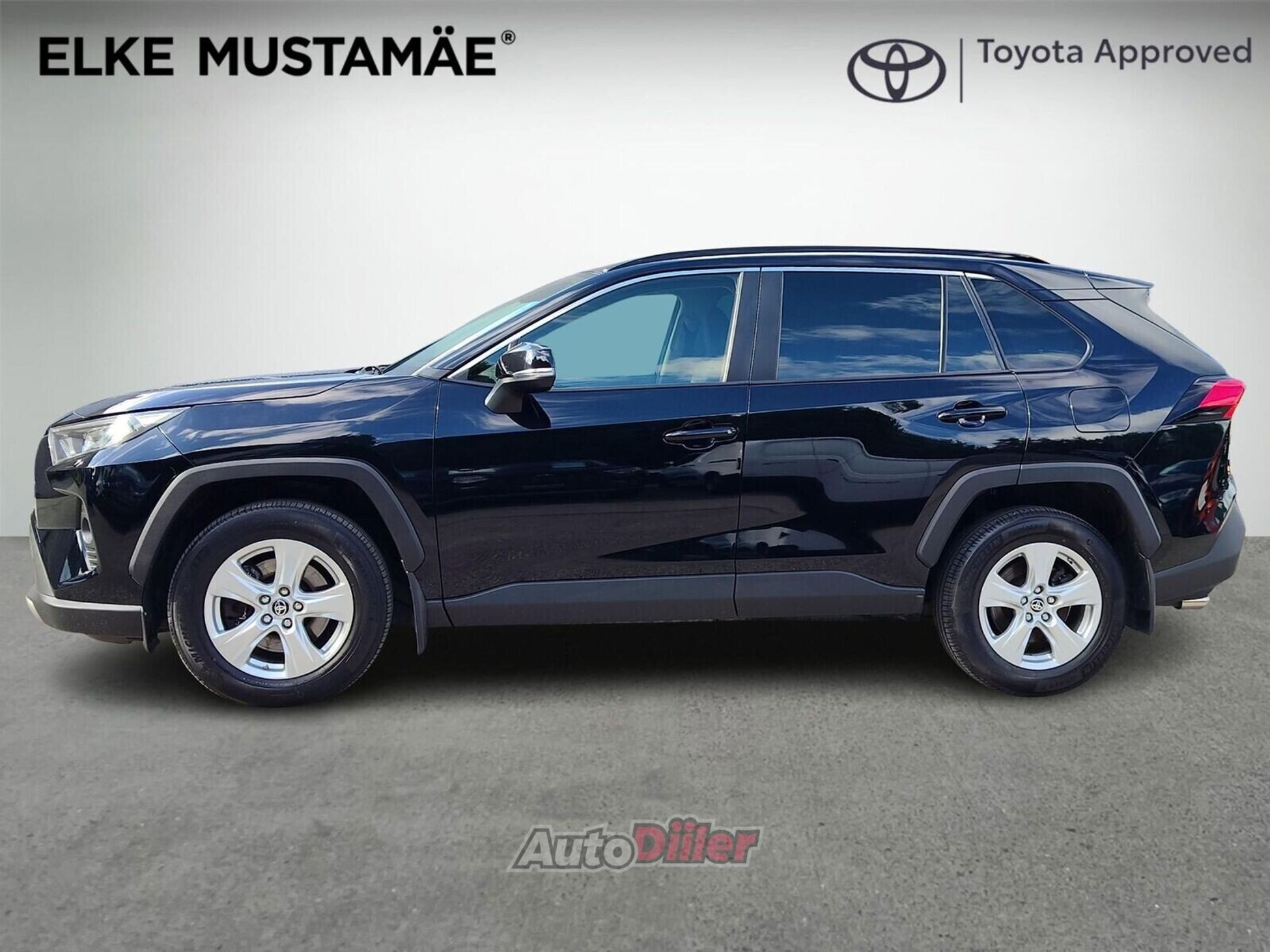 Toyota RAV4 Luxury 2.0 129kW 2021, photo 3/10