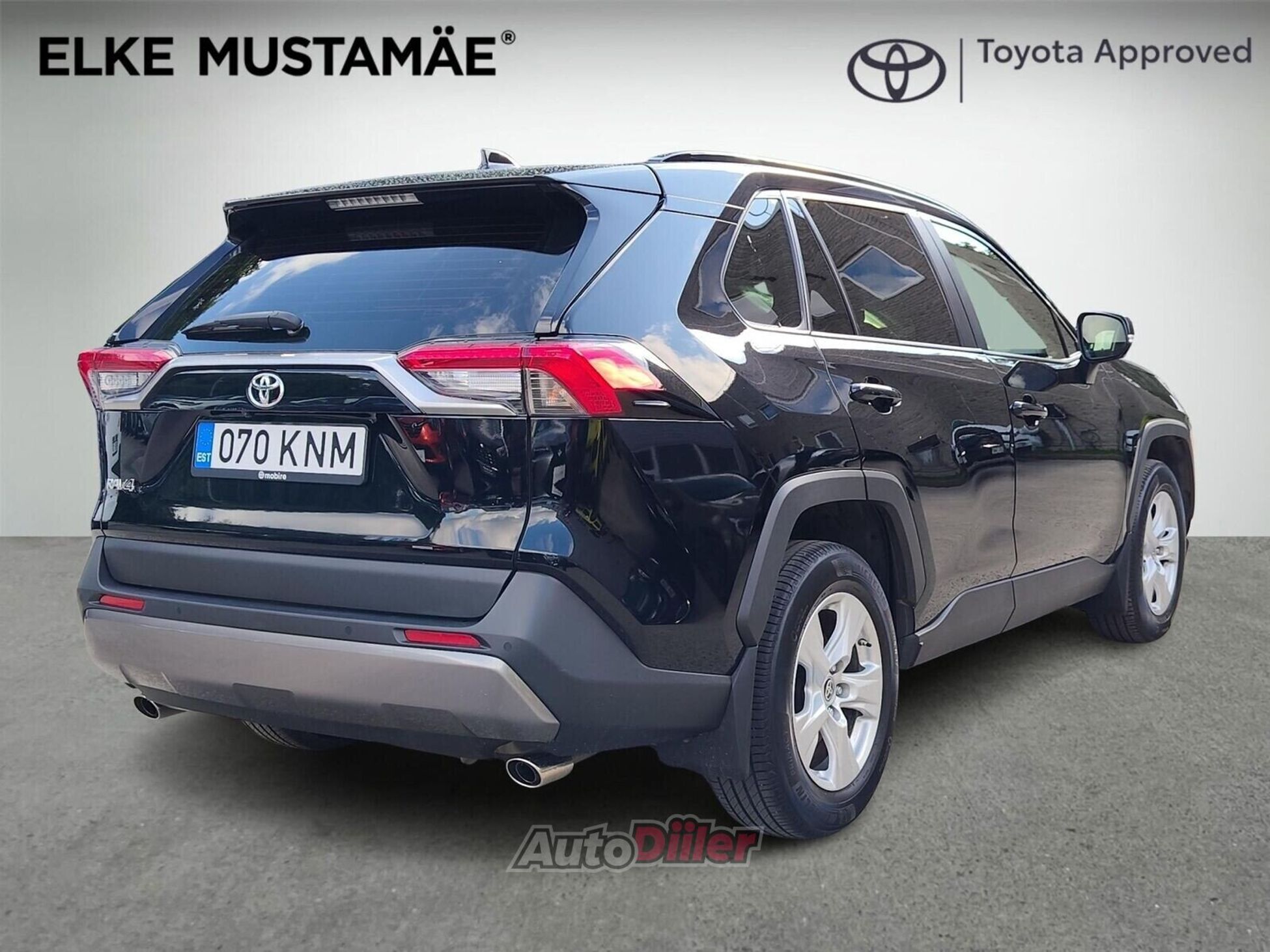 Toyota RAV4 Luxury 2.0 129kW 2021, photo 2/10