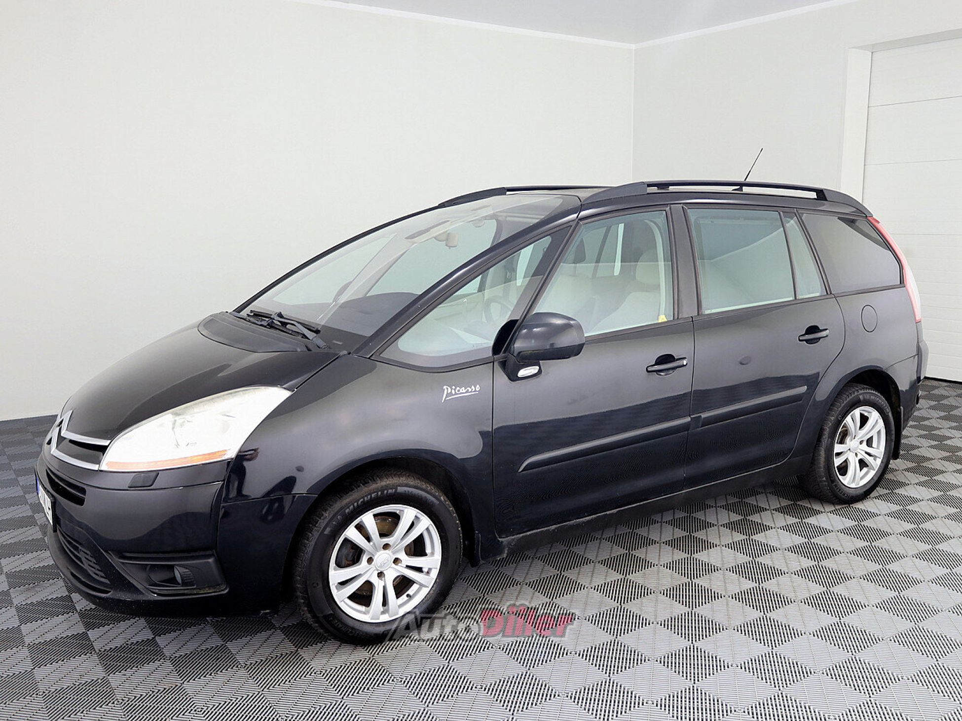 Citroen C4 Picasso 2.0 103kW 2008, photo 2/8