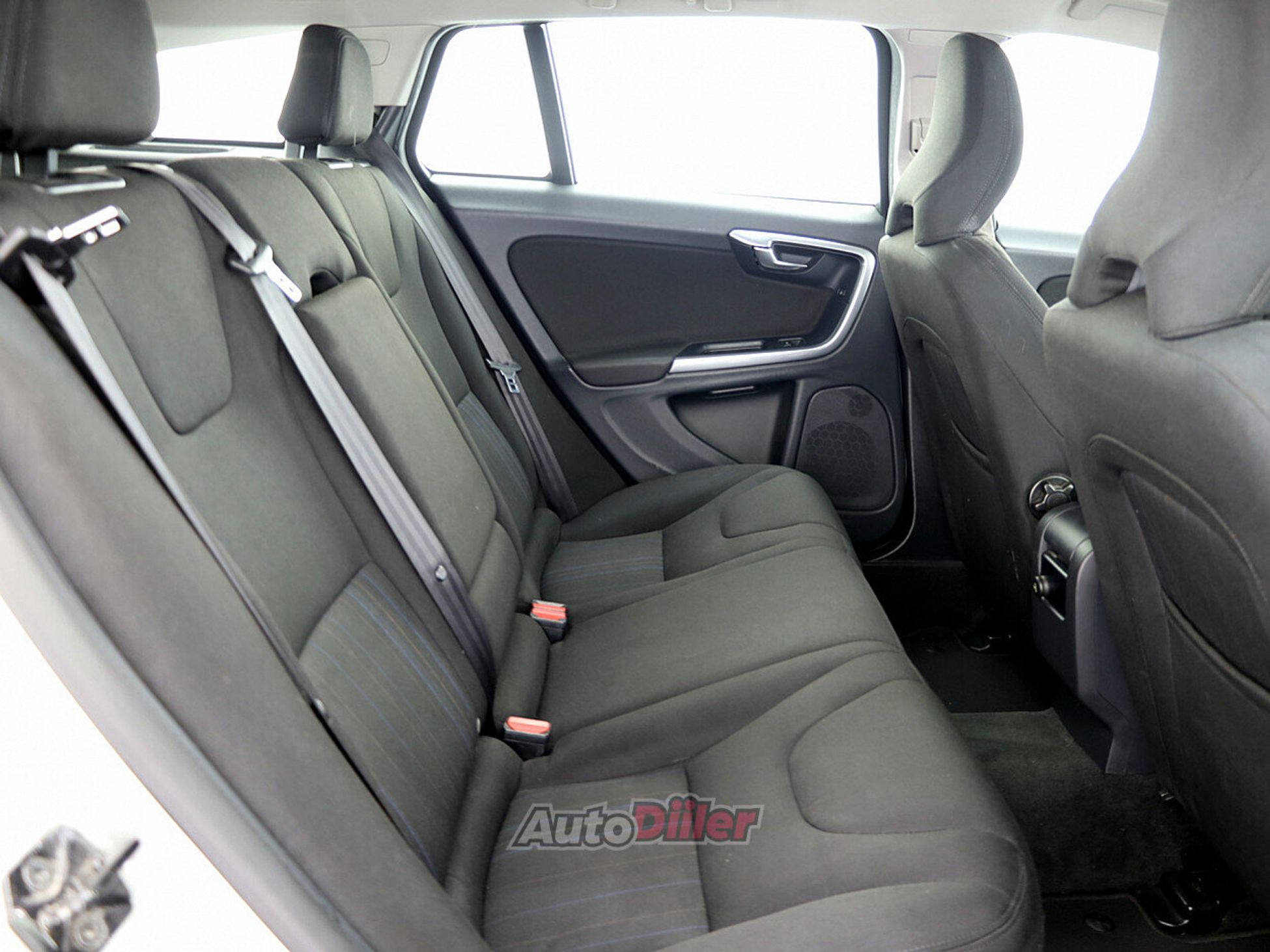 Volvo V60 1.6 84kW 2013, kuva 7/8