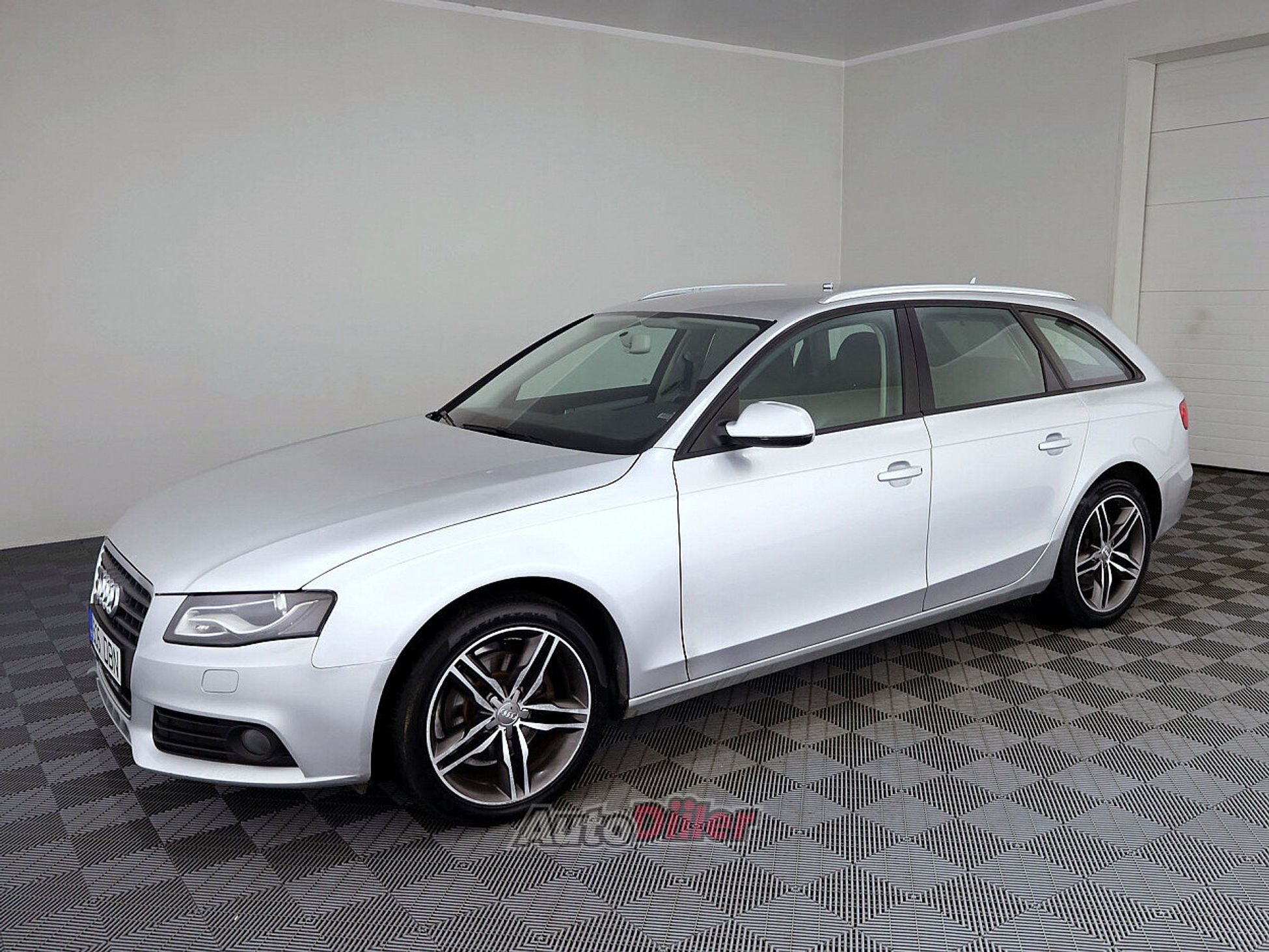 Audi A4 2.0 105kW 2009, photo 2/7
