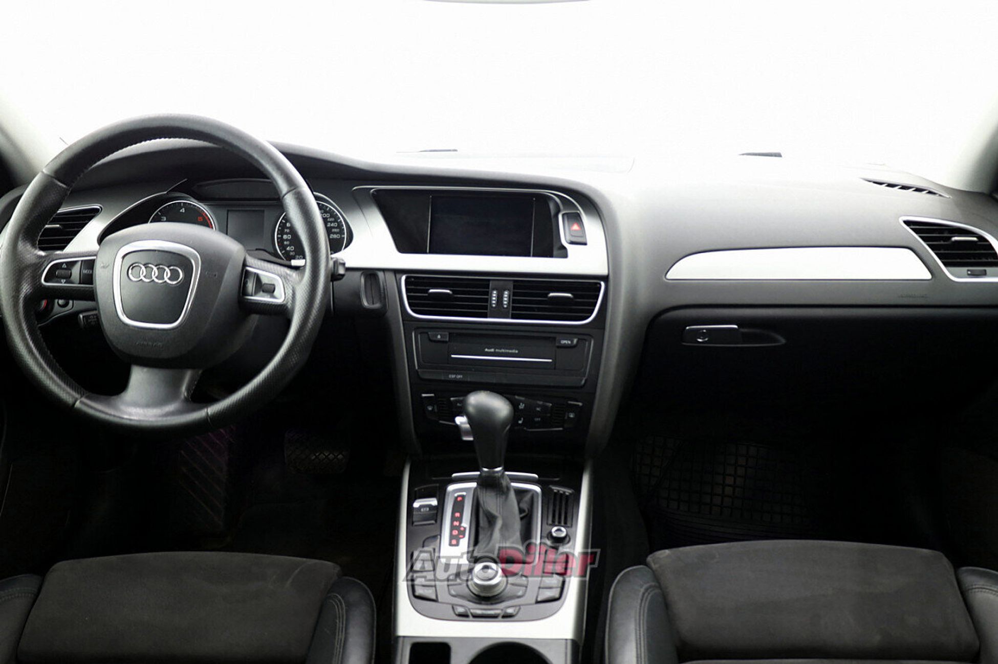 Audi A4 2.0 105kW 2009, photo 5/7