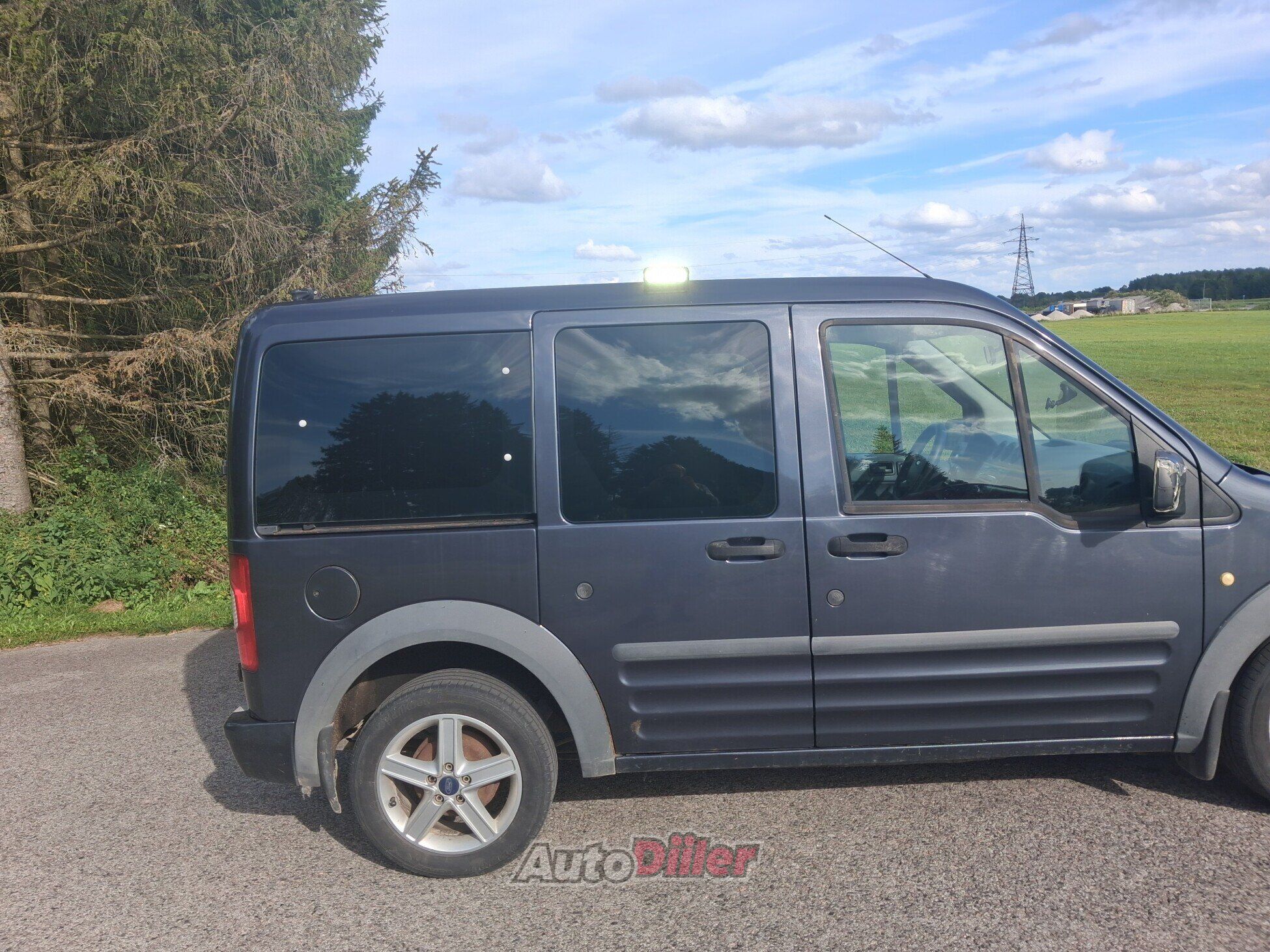 Ford Tourneo Connect 1.8 66kW 2010, photo 4/10