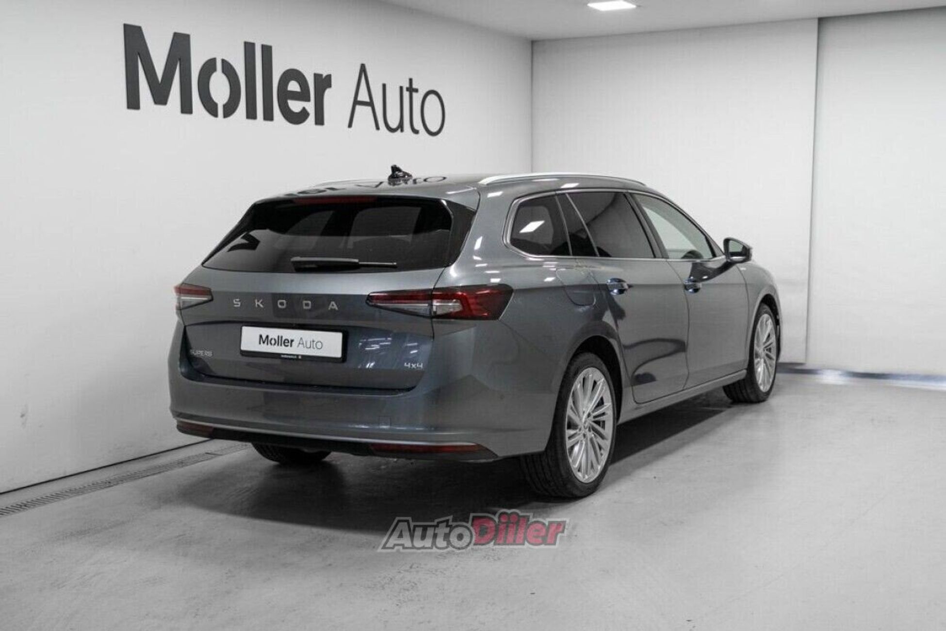 Skoda Superb 2.0 195kW 2024, kuva 3/10