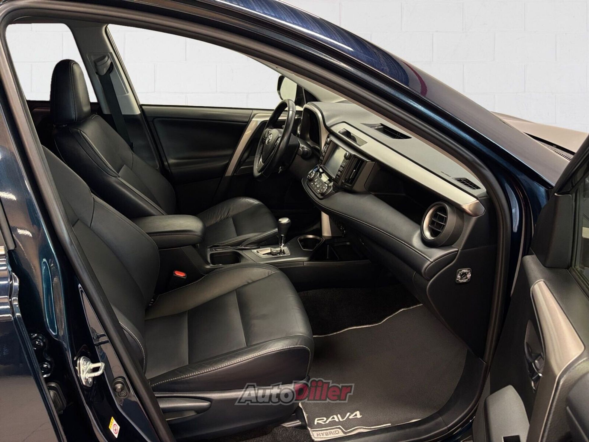 Toyota RAV4 Premium 2.5 114 kW 2.5 114kW 2018, photo 6/10