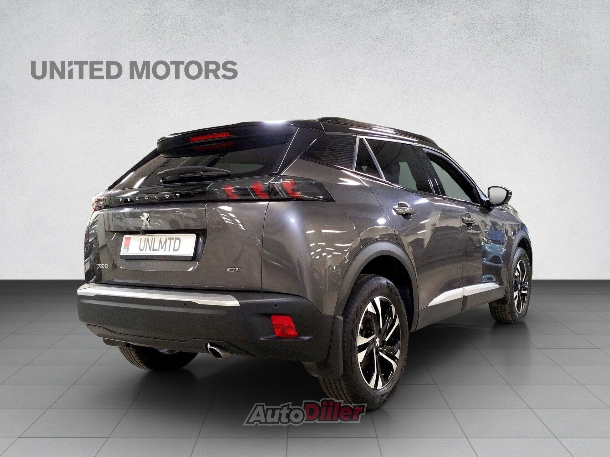Peugeot 2008 GT BlueHDi 130 AT8 1.5 96kW 2023, photo 2/10