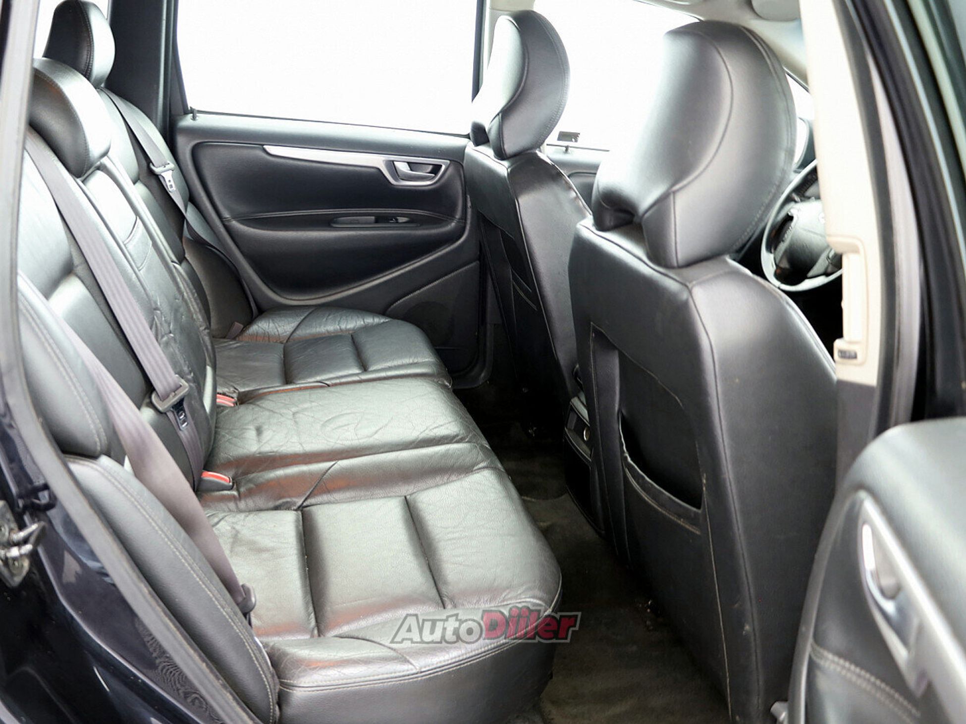 Volvo V70 2.4 120kW 2004, photo 7/7