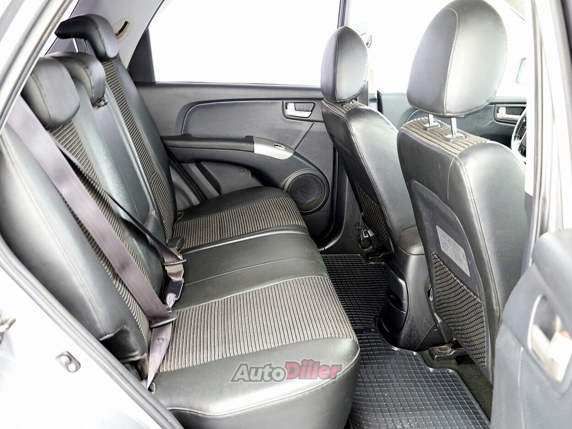 Kia Sportage 2.0 104kW 2006, kuva 7/7