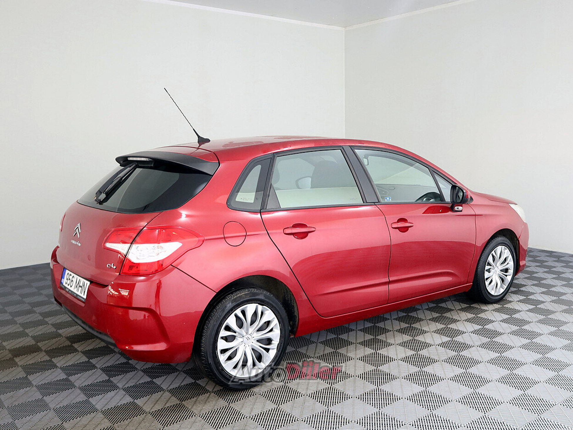 Citroen C4 1.6 68kW 2012, photo 3/7