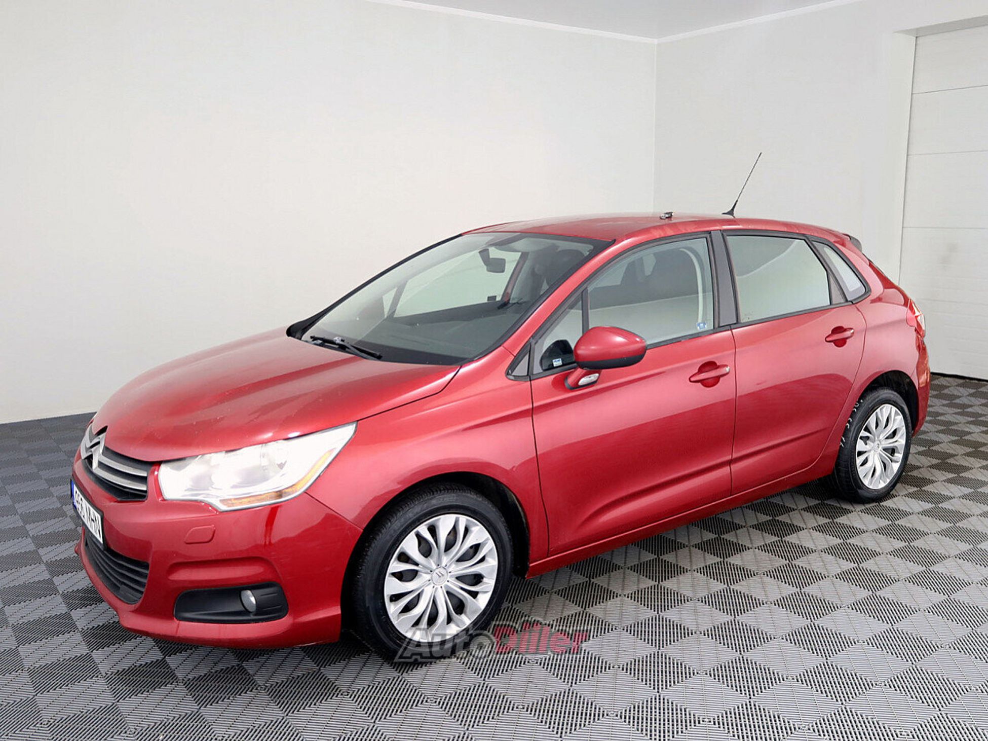 Citroen C4 1.6 68kW 2012, photo 2/7