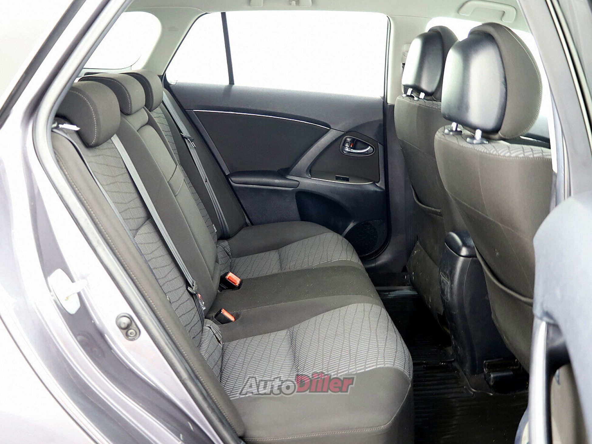 Toyota Avensis 1.8 108kW 2010, photo 7/8