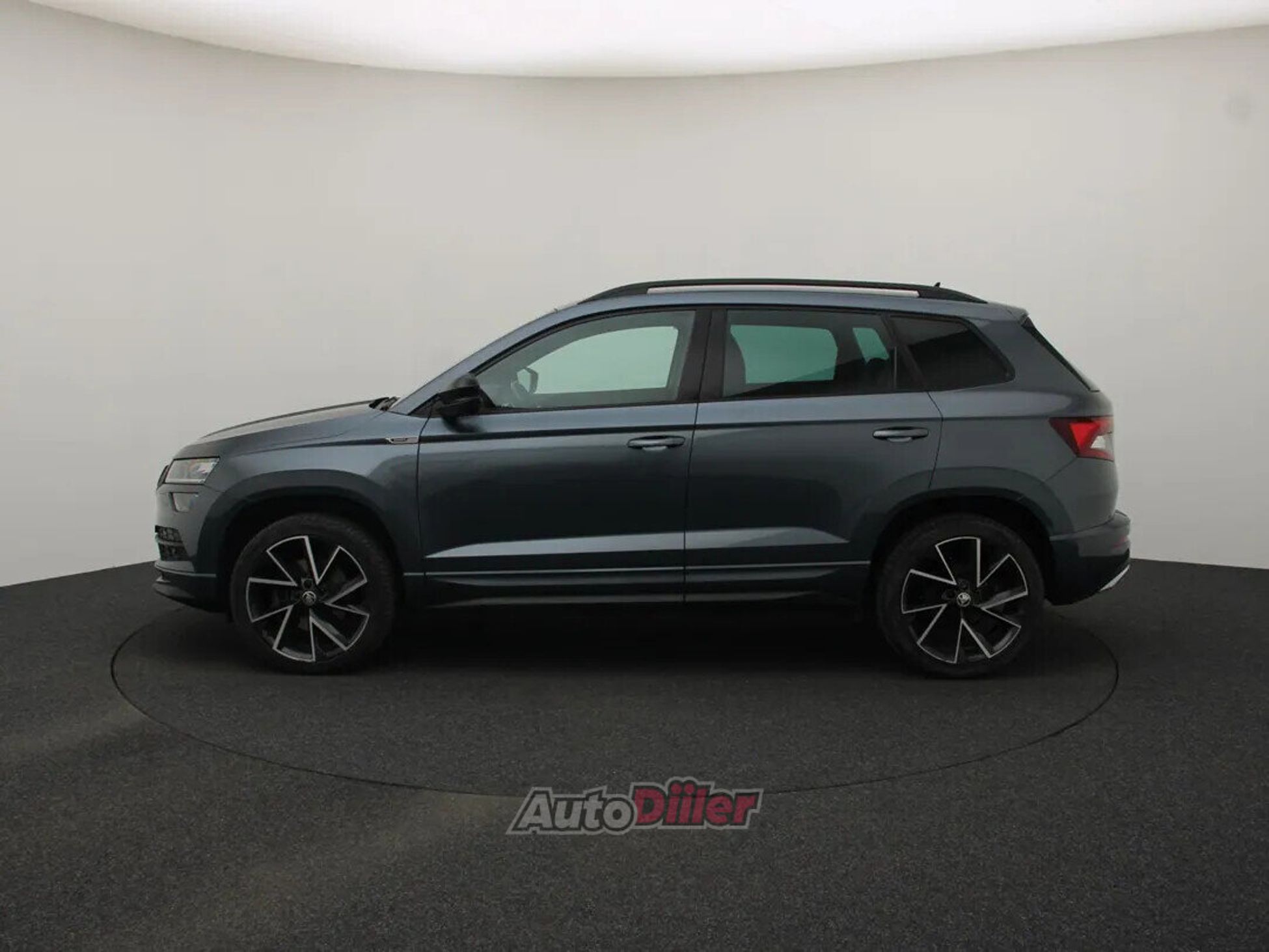 Skoda Karoq Sportline Business 1.5 110kW 2020, kuva 6/10