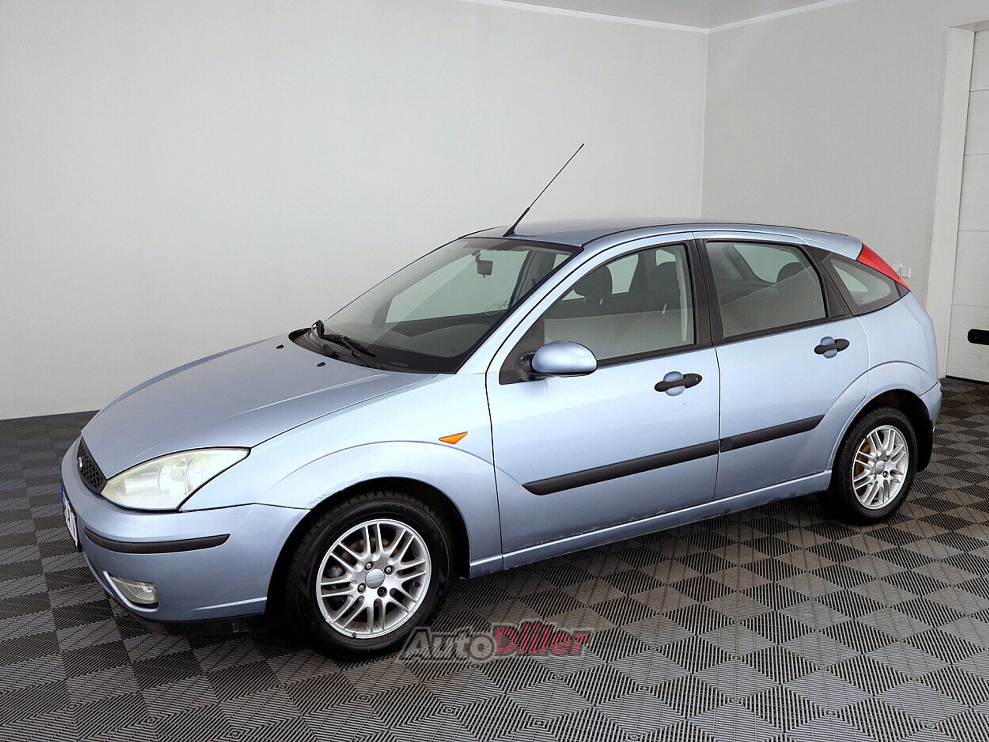 Ford Focus 1.6 74kW 2004, photo 2/7