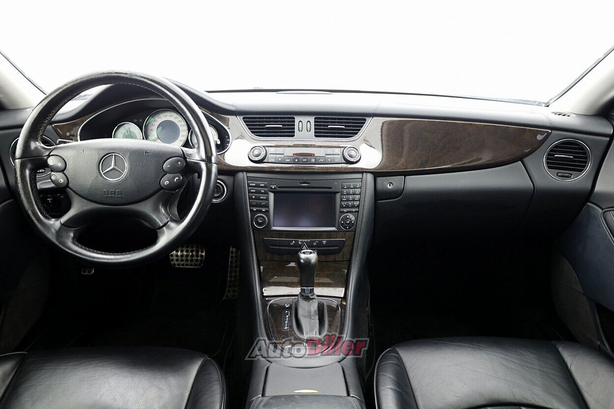 Mercedes-Benz CLS 320 3.0 165kW 2008, kuva 5/8