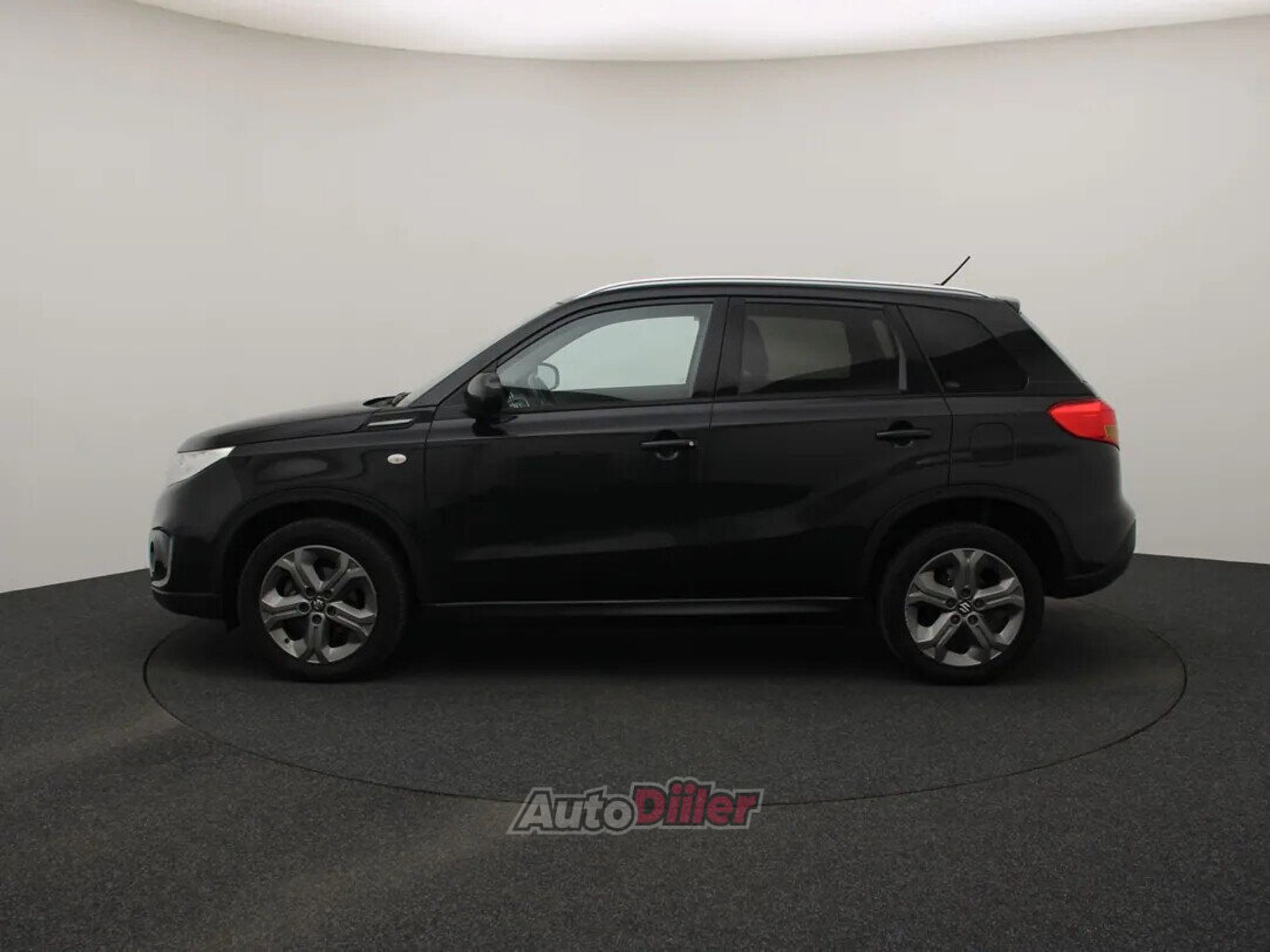 Suzuki Vitara Exclusive Allgrip 1.6 88kW 2016, kuva 6/10