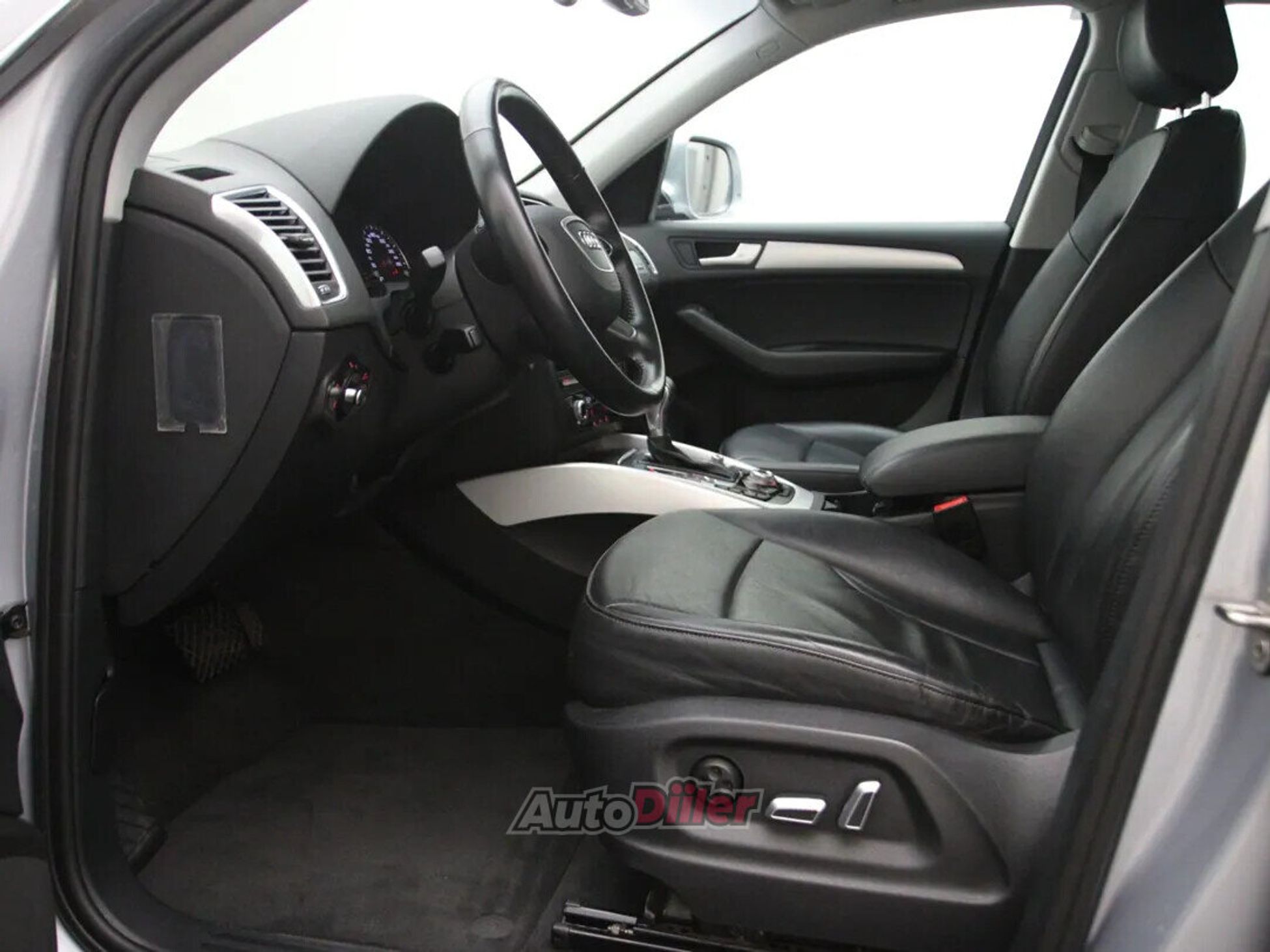 Audi Q5 Adrenalin 2.0 132kW 2016, kuva 4/10