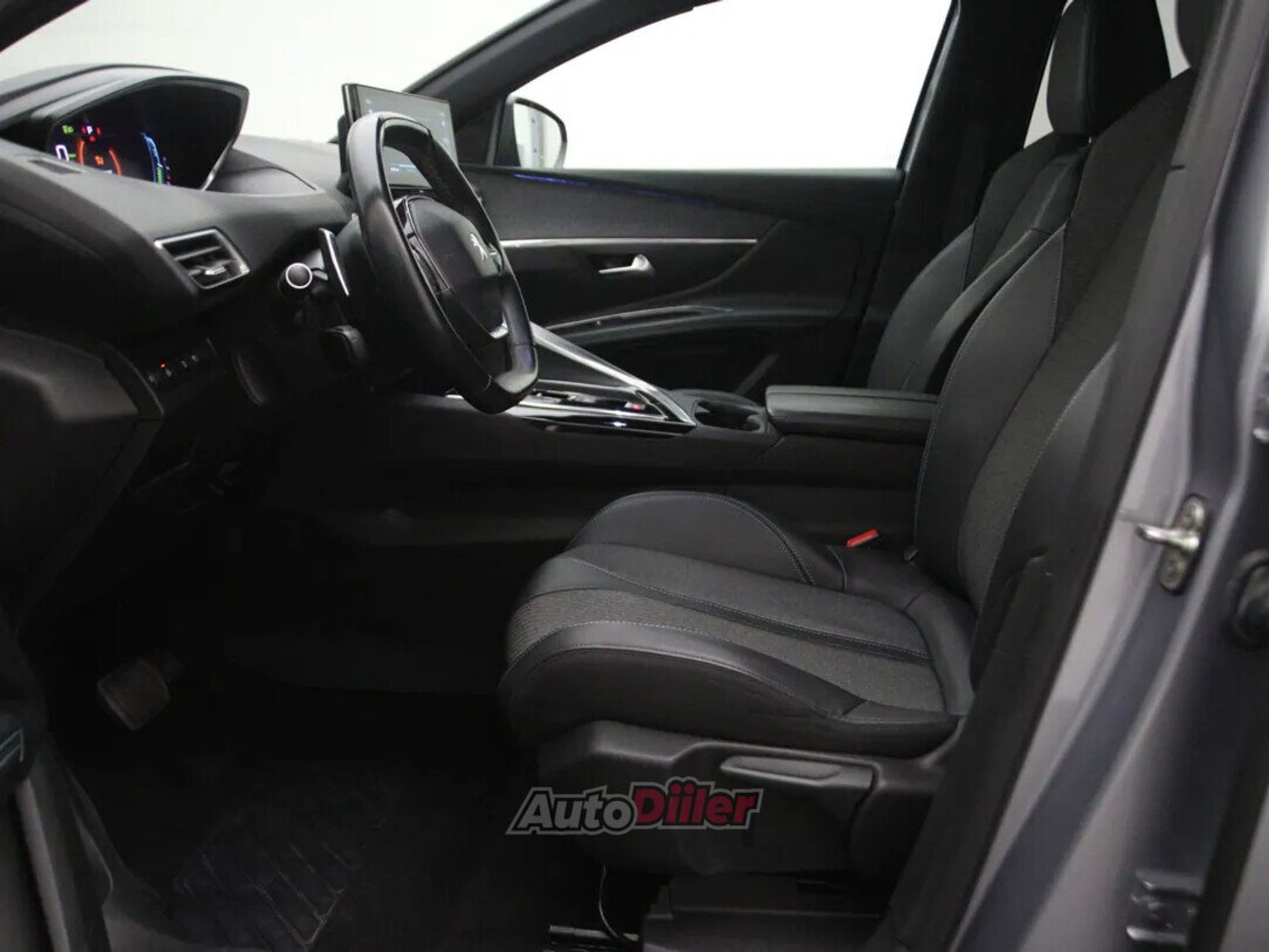 Peugeot 3008 1.6 220kW 2023, photo 4/10