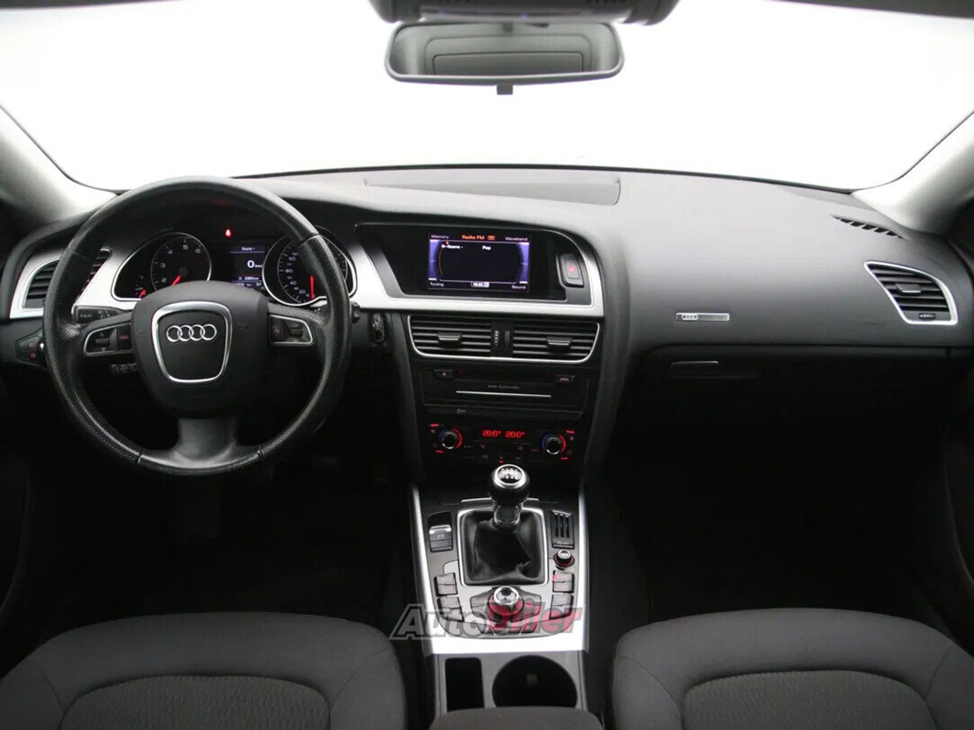 Audi A5 Pro Line 2.0 132kW 2010, photo 2/10