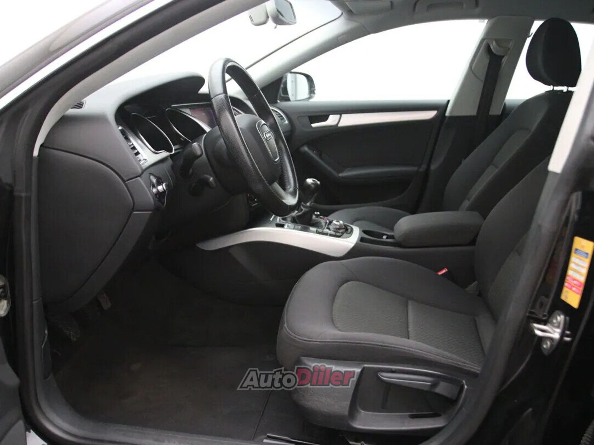 Audi A5 Pro Line 2.0 132kW 2010, photo 4/10