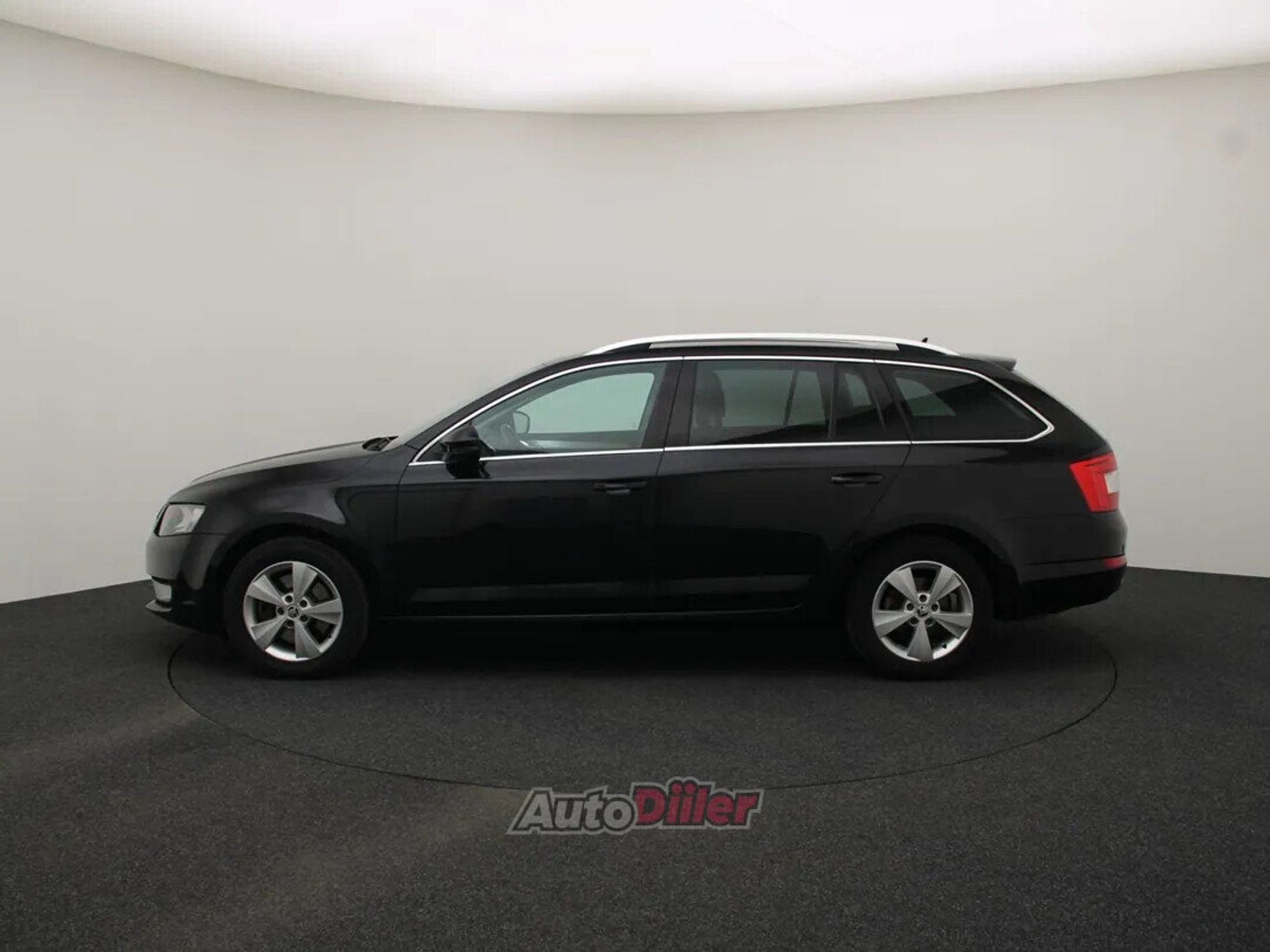 Skoda Octavia Style 1.8 132kW 2016, kuva 6/10