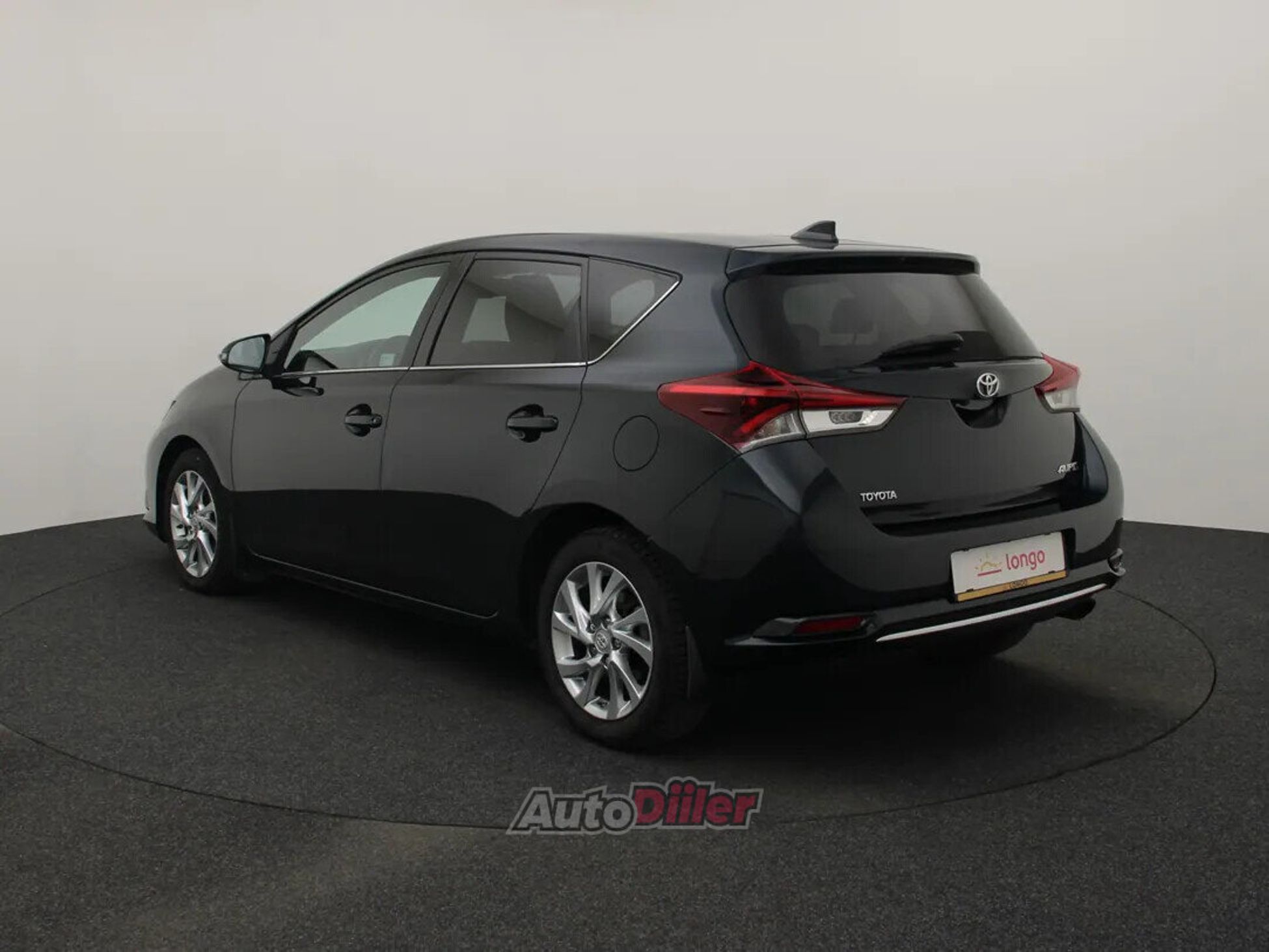 Toyota Auris Active 1.2 85kW 2015, photo 7/10