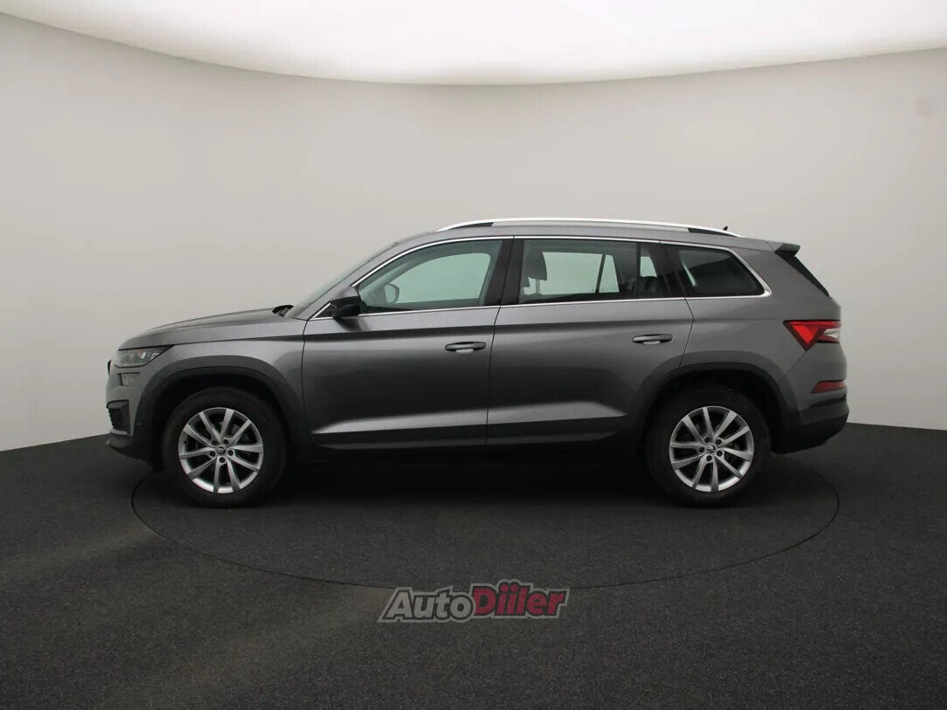 Skoda Kodiaq 2022, photo 6/10