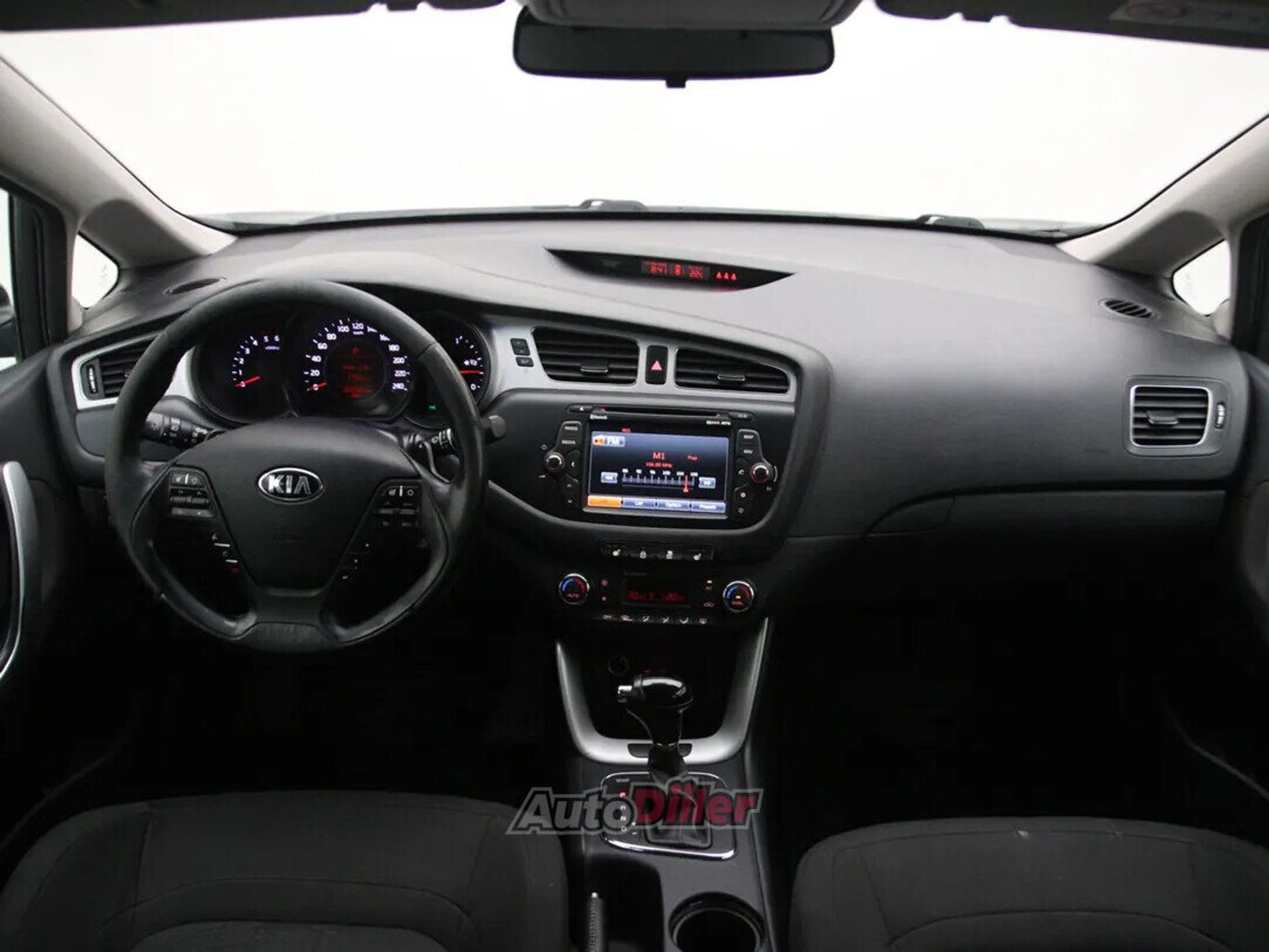 Kia cee'd / Ceed 1.6 94kW 2014, photo 2/10