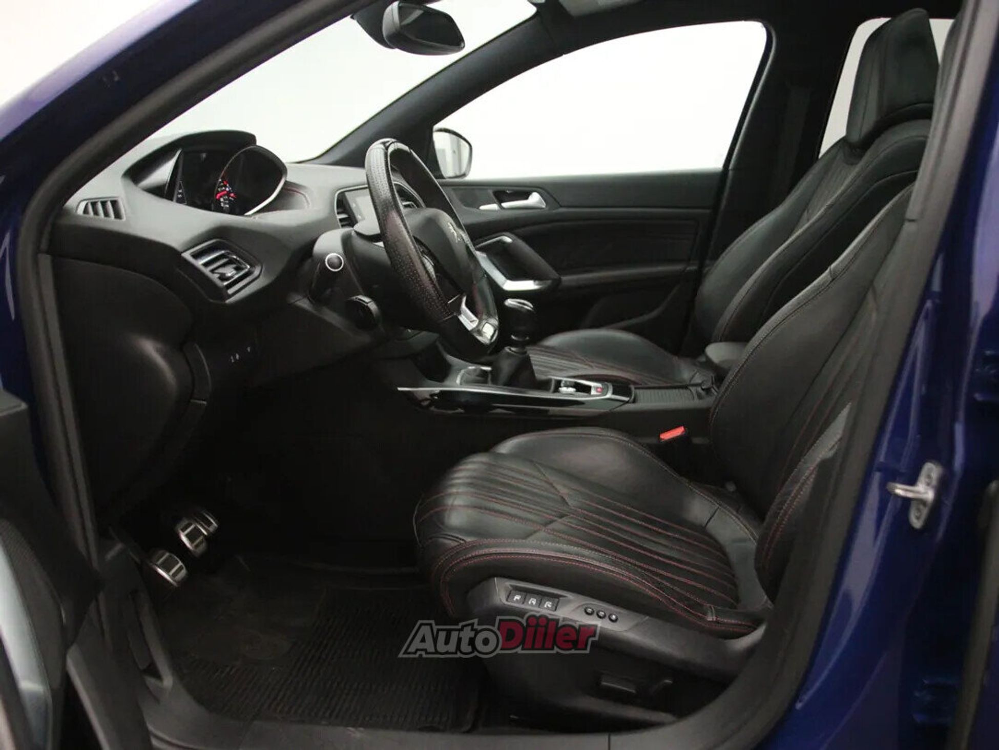 Peugeot 308 GT Line 1.5 96kW 2020, photo 4/10